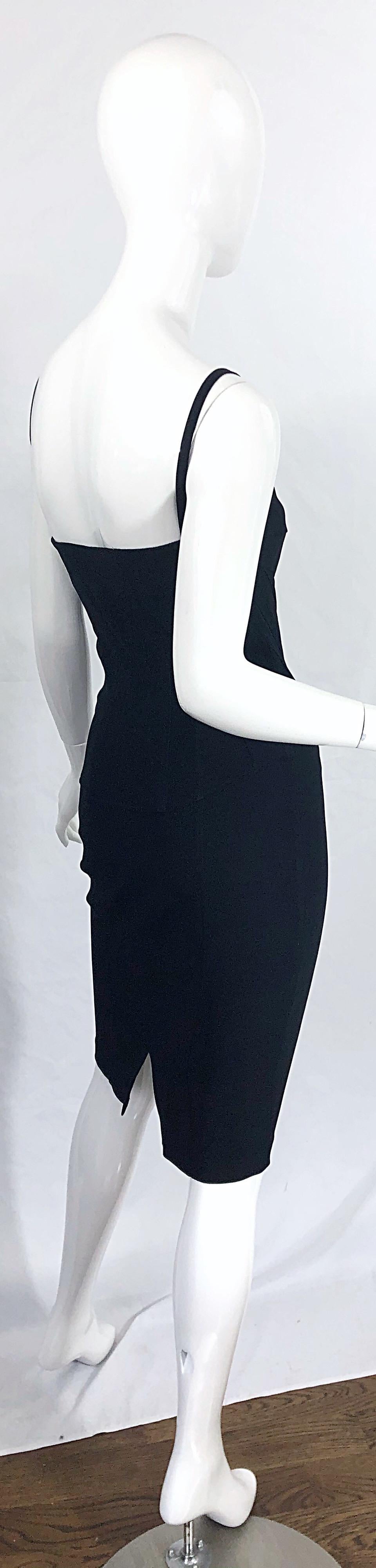 De las mujeres 1990s Dolce & Gabbana Vestido Corsé Negro Talla 42 US 6 - 8 Vintage 90s Iconic LBD en venta