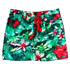 Dolce Gabbana DG, mini-jupe en coton imprimé de fleurs tropicales hawaïennes, années 1990
