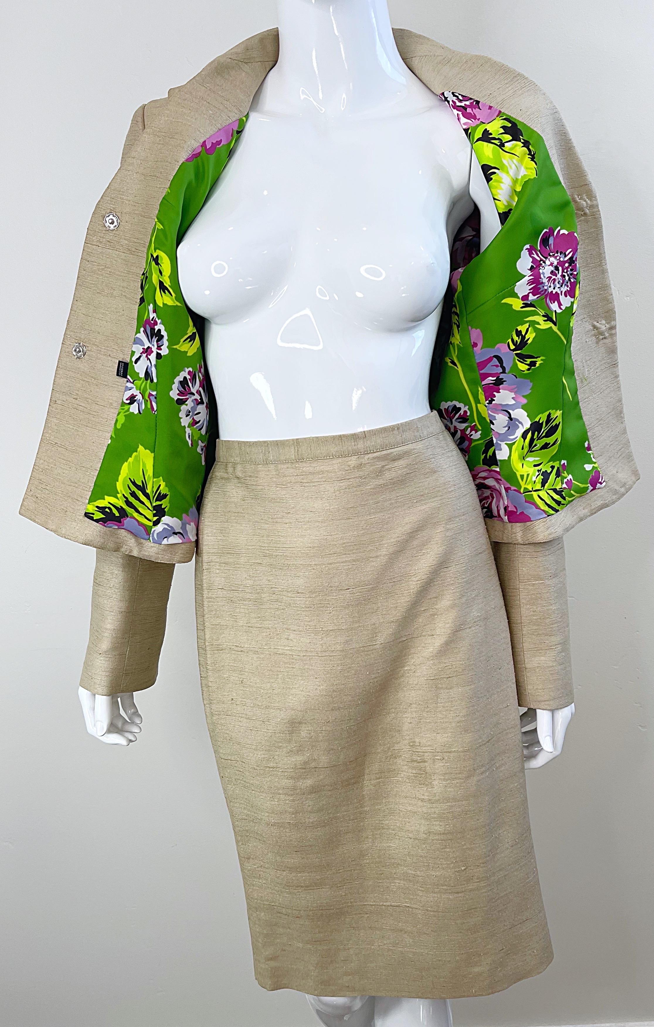 1990s Dolce & Gabbana D&G Size 44 / 8 Khaki Tan Vintage 90s Silk Skirt Suit  For Sale 9