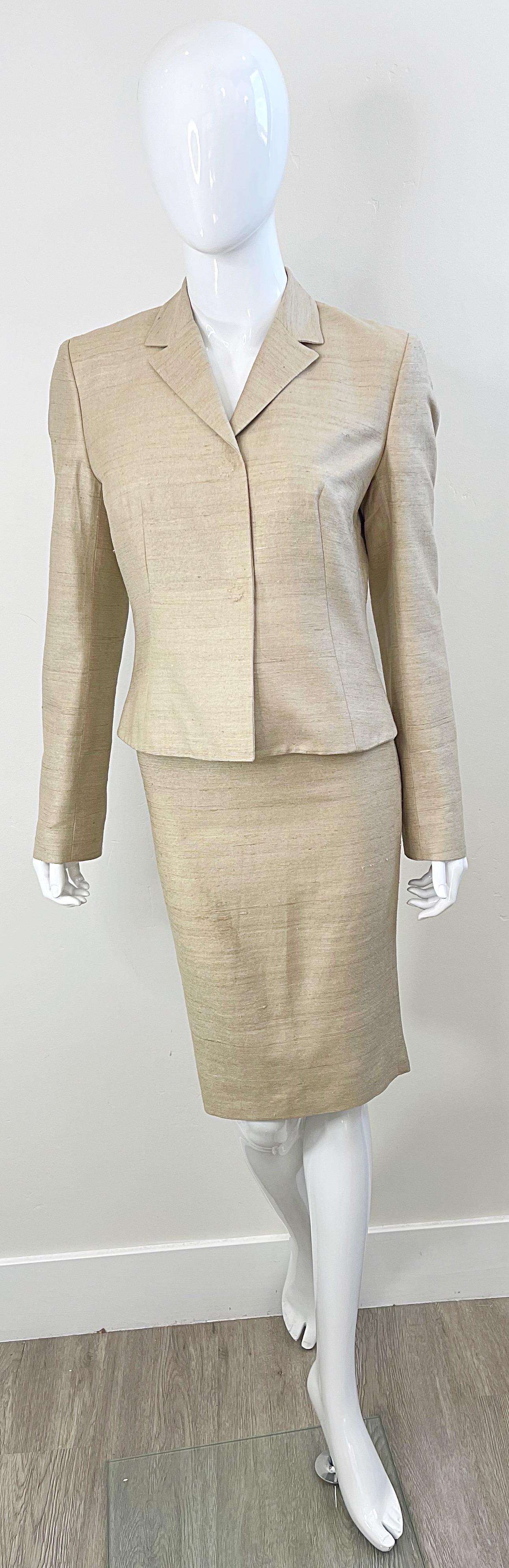 1990s Dolce & Gabbana D&G Size 44 / 8 Khaki Tan Vintage 90s Silk Skirt Suit  For Sale 10