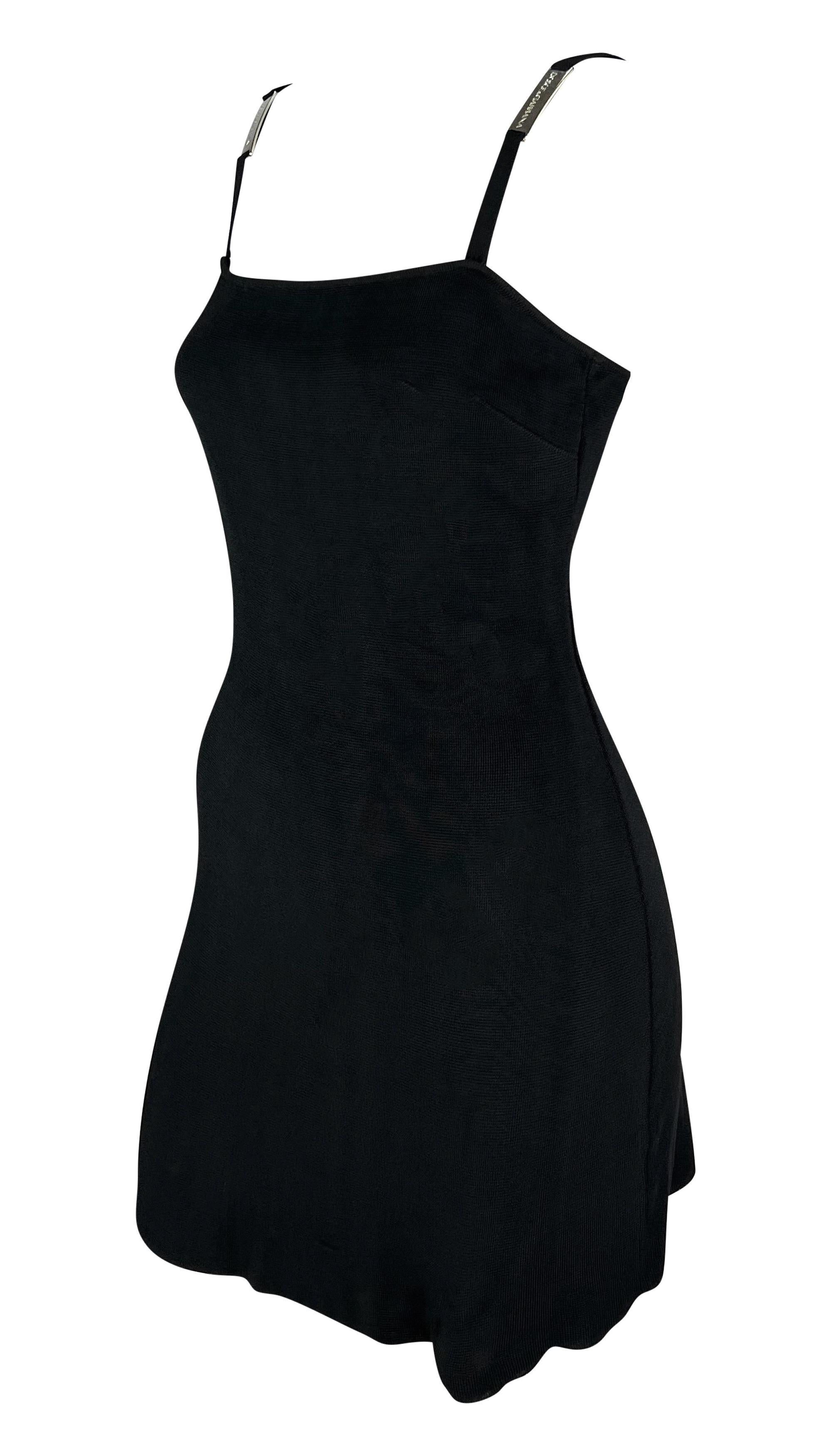 Dolce & Gabbana, mini-robe en maille noire extensible avec boucle à double logo, années 1990 Excellent état - En vente à West Hollywood, CA
