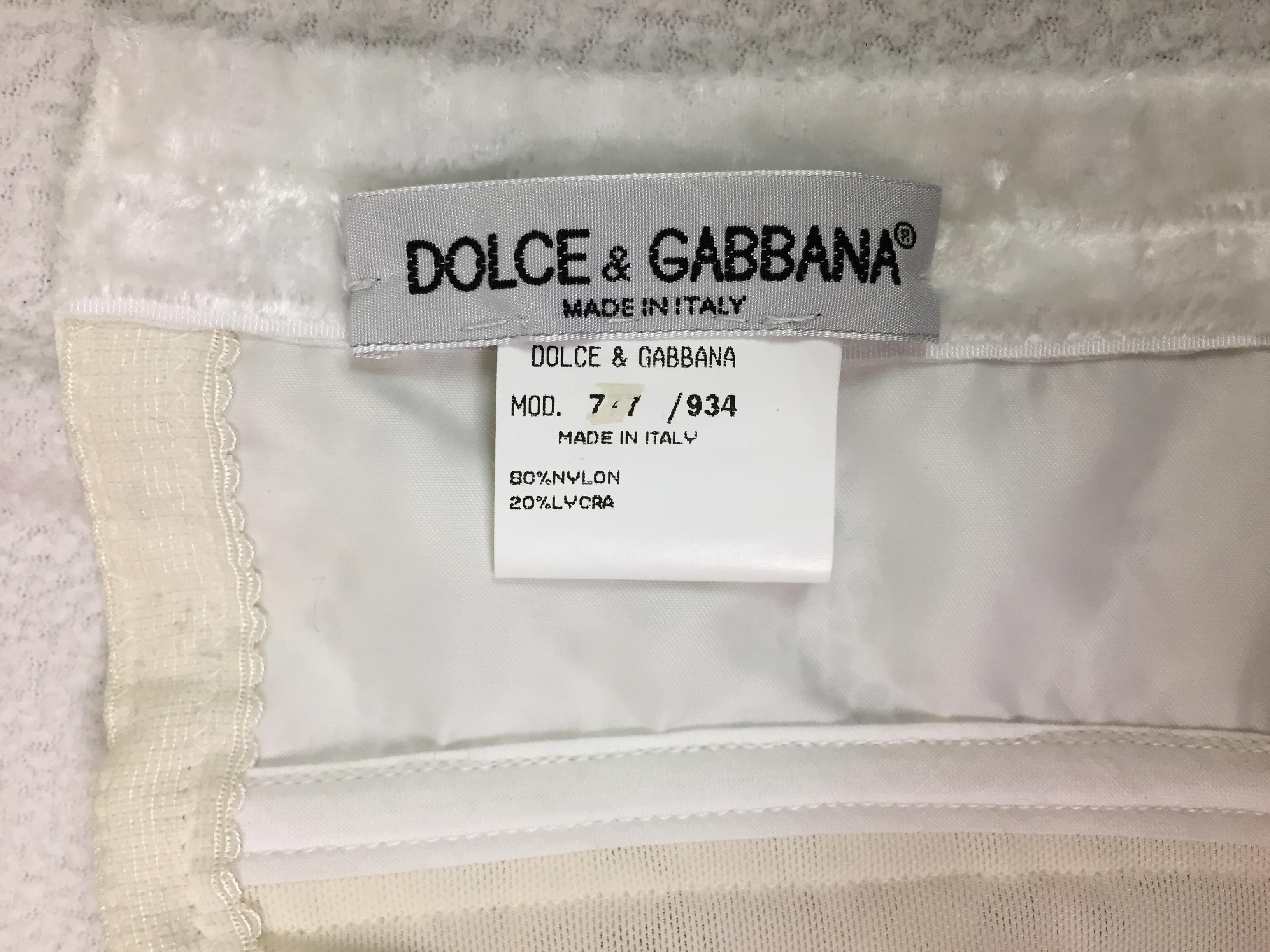 1990's Dolce & Gabbana Pin-Up Sheer Ivory Lace Corset Waist Cincher In Good Condition In Yukon, OK