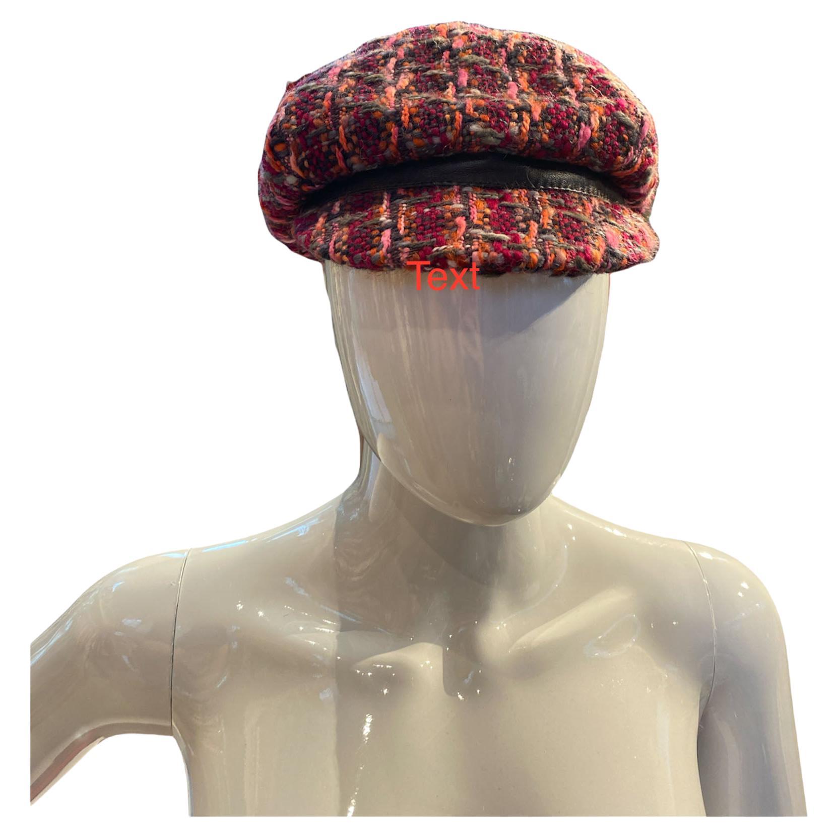 1990S DOLCE & GABBANA Pink Brown Wool Blend Tweed Newsboy Hat In Excellent Condition In New York, NY