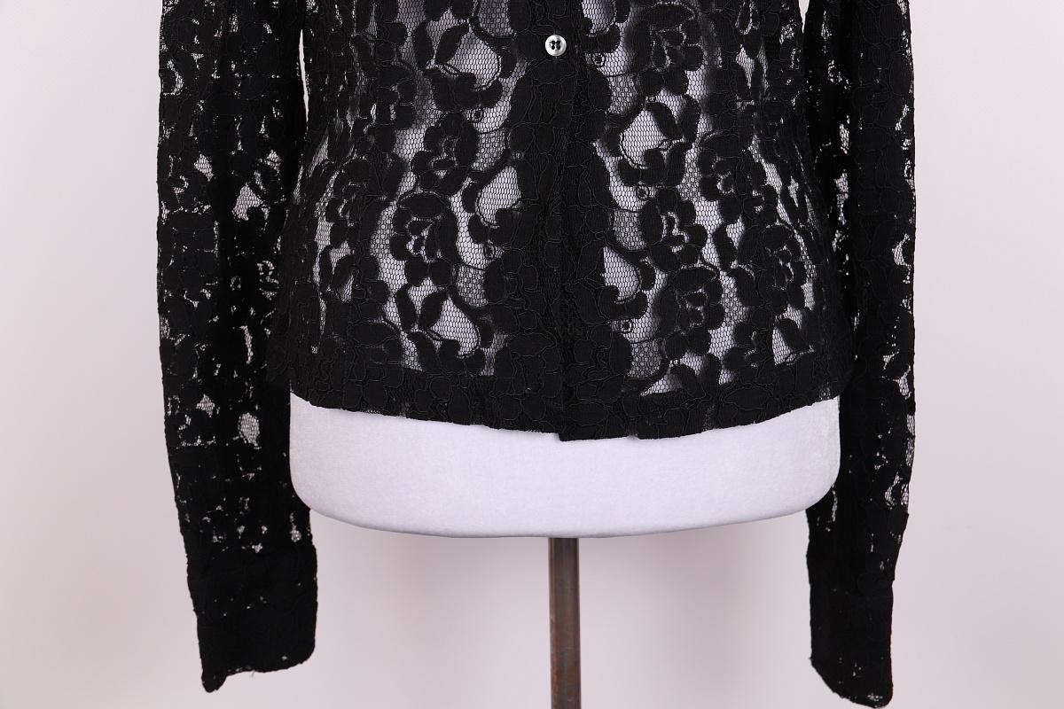 Camicia vintage anni '90 in pizzo di Dolce & Gabbana In condizioni ottime in vendita a Алматинский Почтамт, KZ