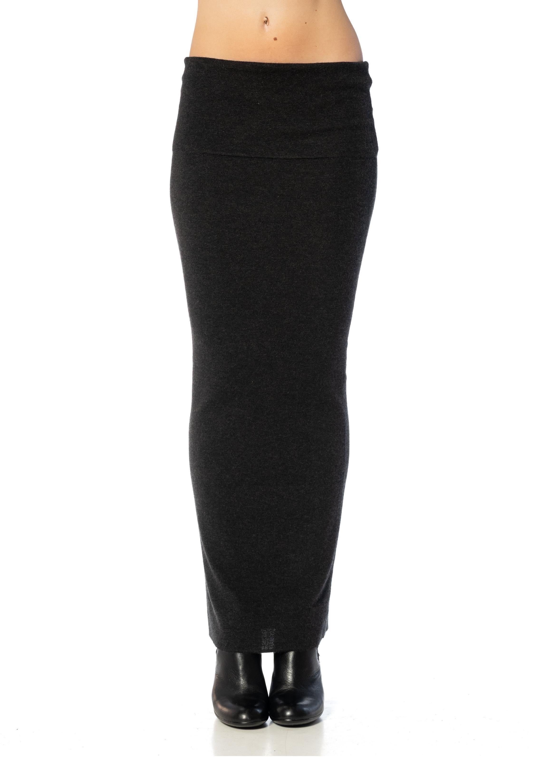 1990S DONNA KARAN Dark Gray Cashmere Knit Strapless Dress In Excellent Condition For Sale In New York, NY