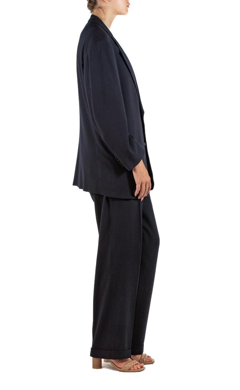 1990S Donna Karan Navy Blue Wool Blend Crepe Bespoke Pant Suit In Excellent Condition For Sale In New York, NY