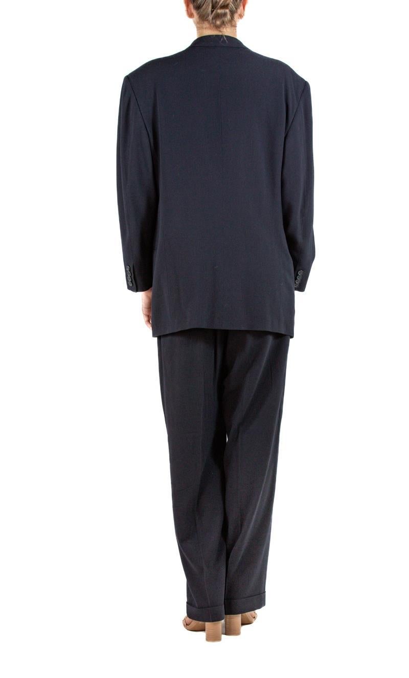 1990S Donna Karan Navy Blue Wool Blend Crepe Bespoke Pant Suit For Sale 1