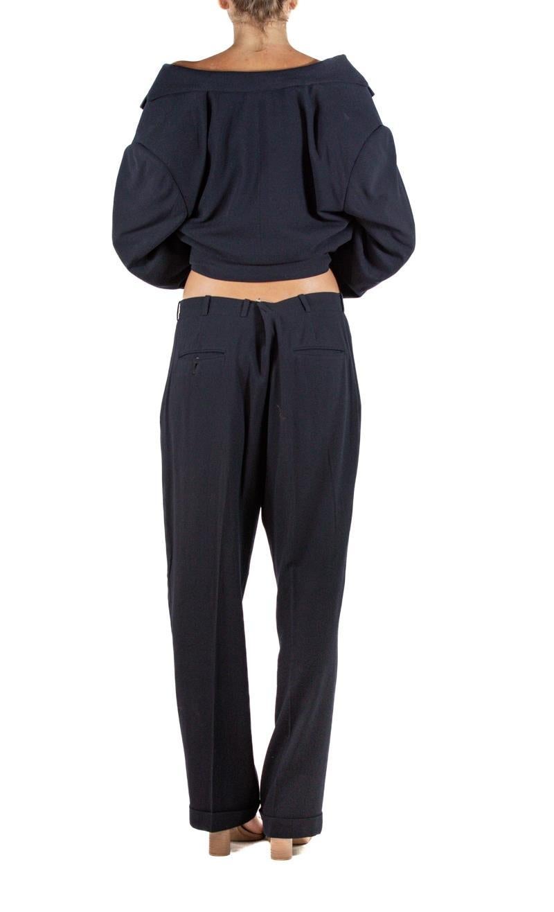 1990S Donna Karan Navy Blue Wool Blend Crepe Bespoke Pant Suit For Sale 2