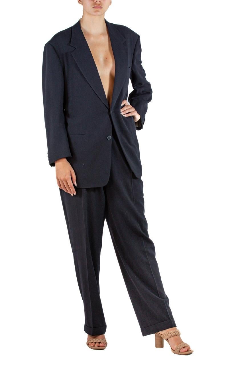 1990S Donna Karan Navy Blue Wool Blend Crepe Bespoke Pant Suit For Sale 3