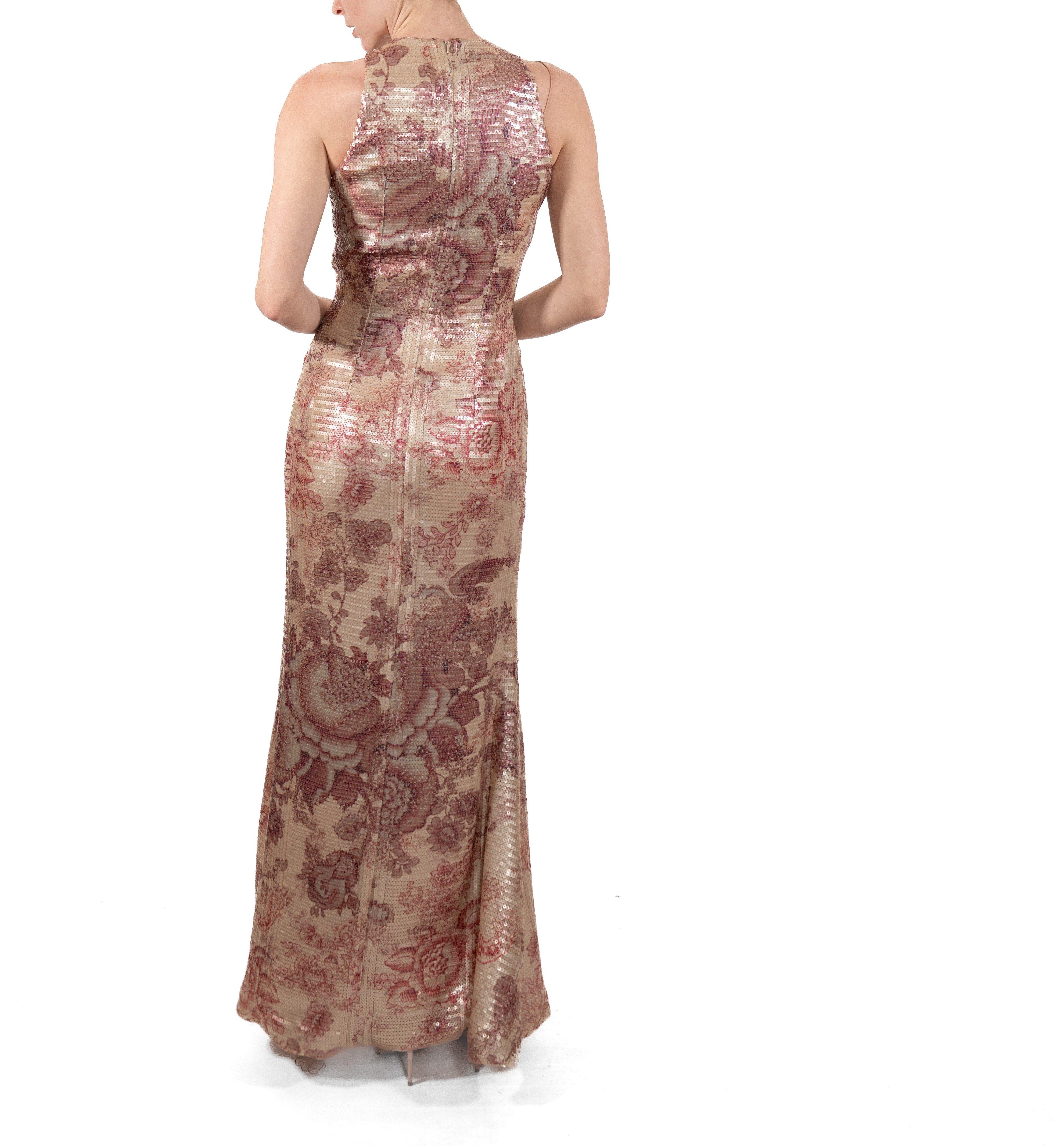 Abito con colletto a balze floreale in organza di seta con paillettes 1990S Ecru in vendita 1
