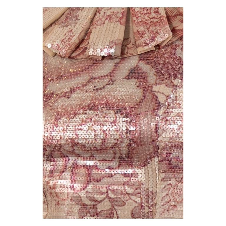 Abito con colletto a balze floreale in organza di seta con paillettes 1990S Ecru in vendita 4