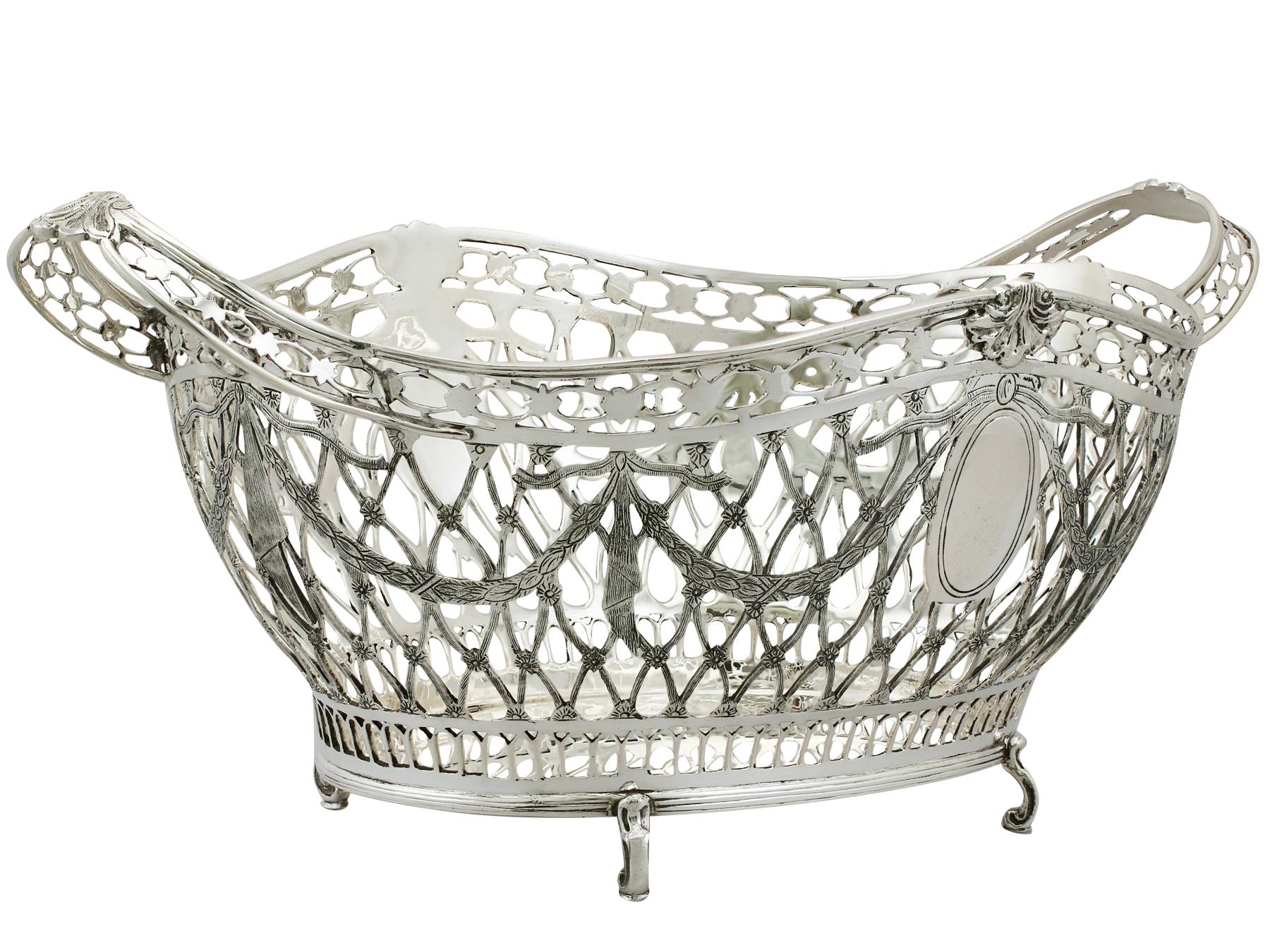 Late 20th Century 1990s Edwardian Style Judaica Silver Fruit Basket/Centrepiece