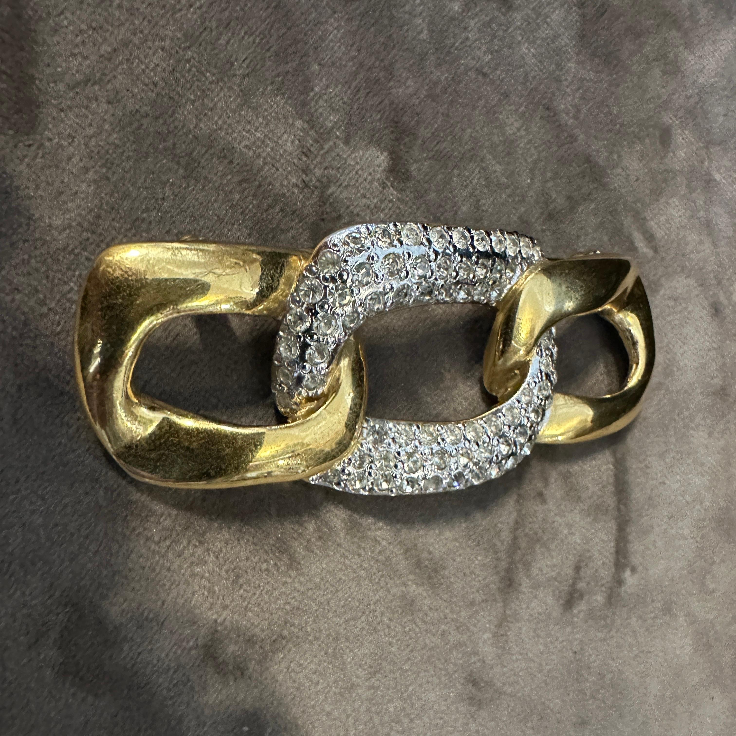 1990s Elegant Costume Jewelry Brooch by Yves Saint Laurent In Excellent Condition For Sale In Aci Castello, IT