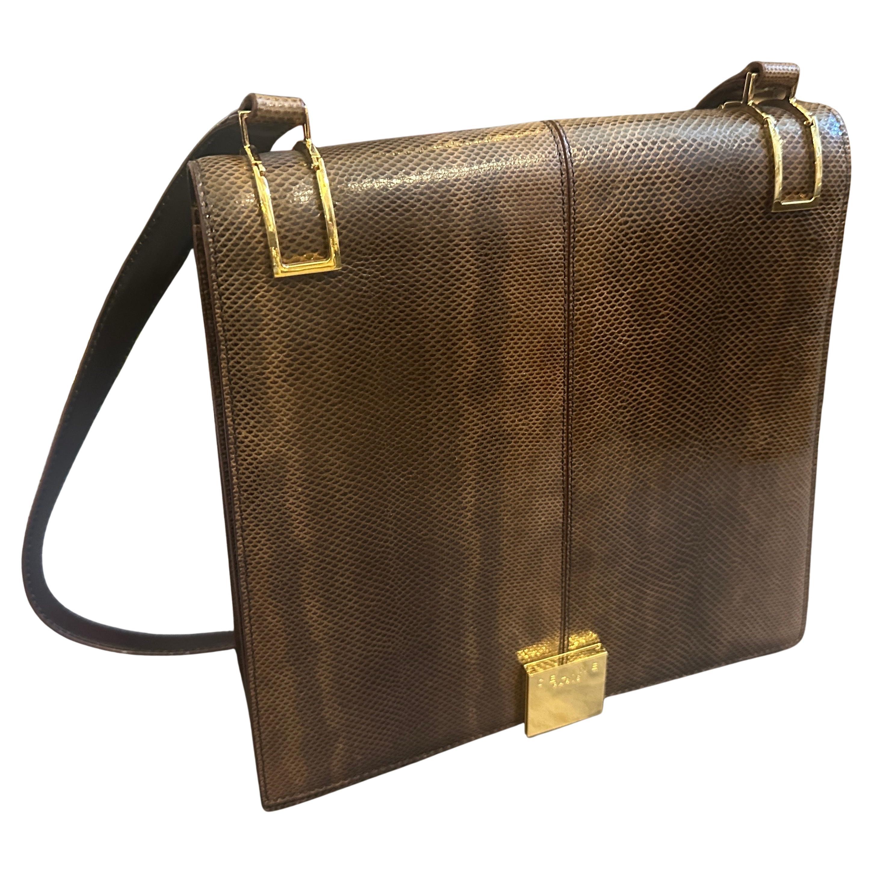 Borsa a tracolla Eleg anni '90 di alta qualità in pelle marrone e ottone di Celine Paris