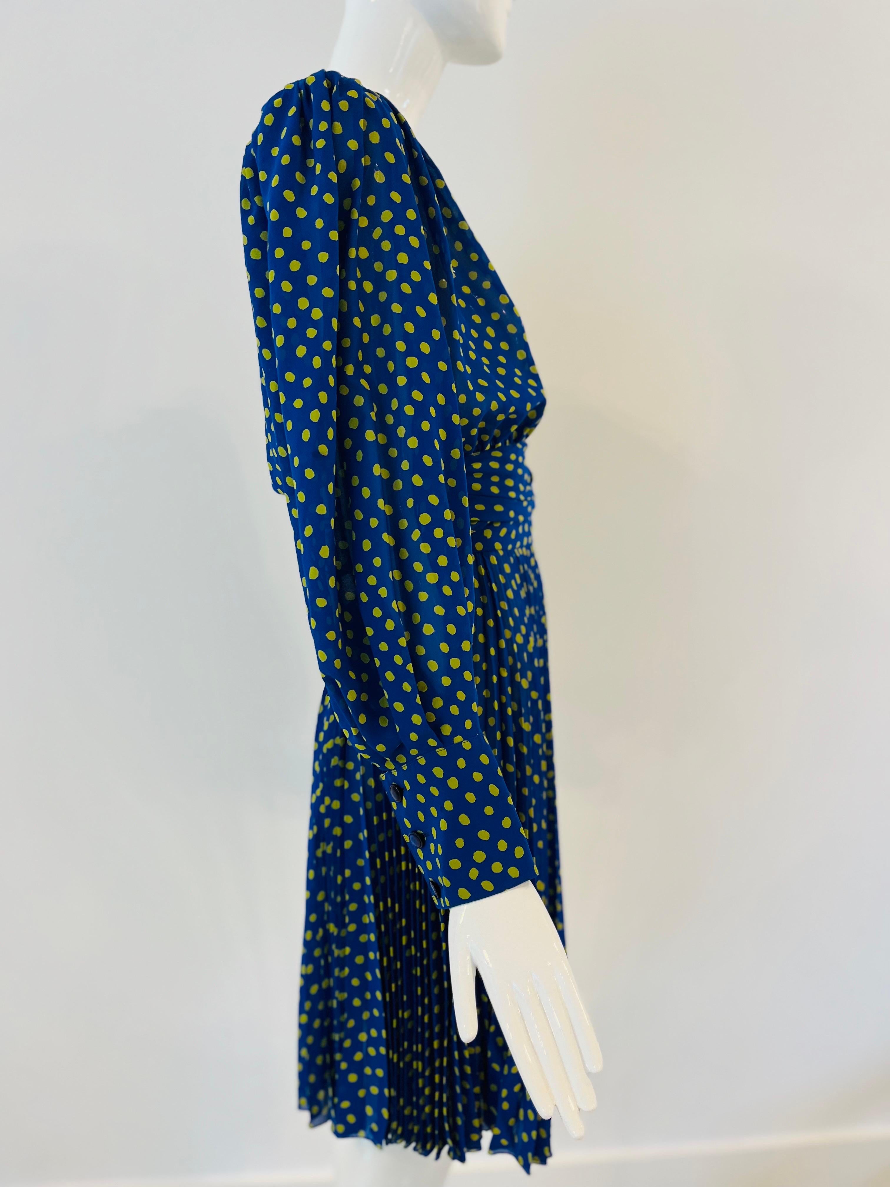 1990s Emanuel Ungaro Polka Dot Skirt Set  In Good Condition For Sale In Miami, FL