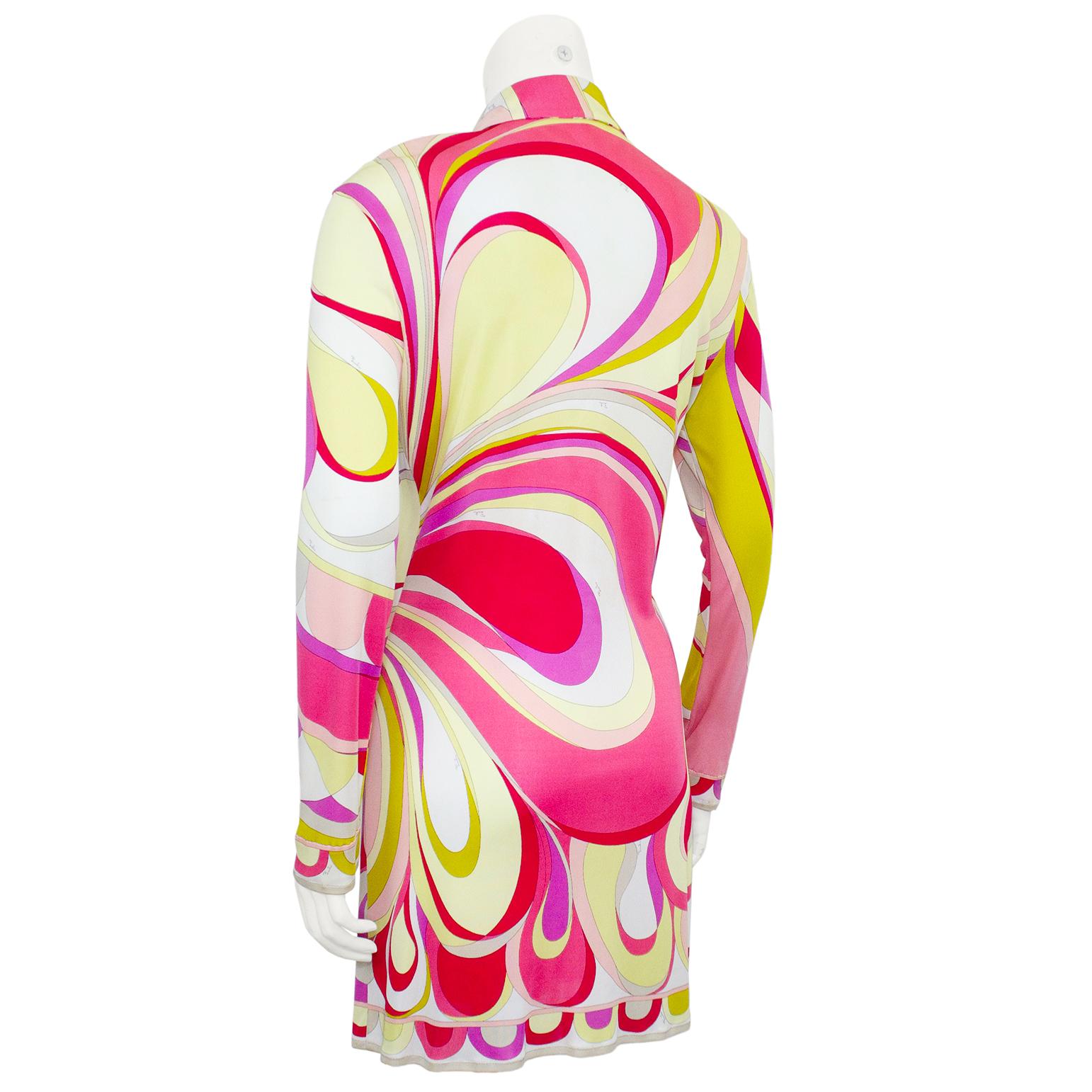 Beige Tunique rose et jaune imprimée abstraite Emilio Pucci des années 1990 en vente