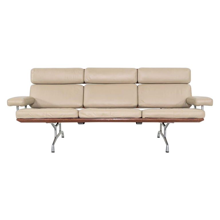 Charles and Ray Eames Sofas - 19 For Sale at 1stDibs | eames couch 