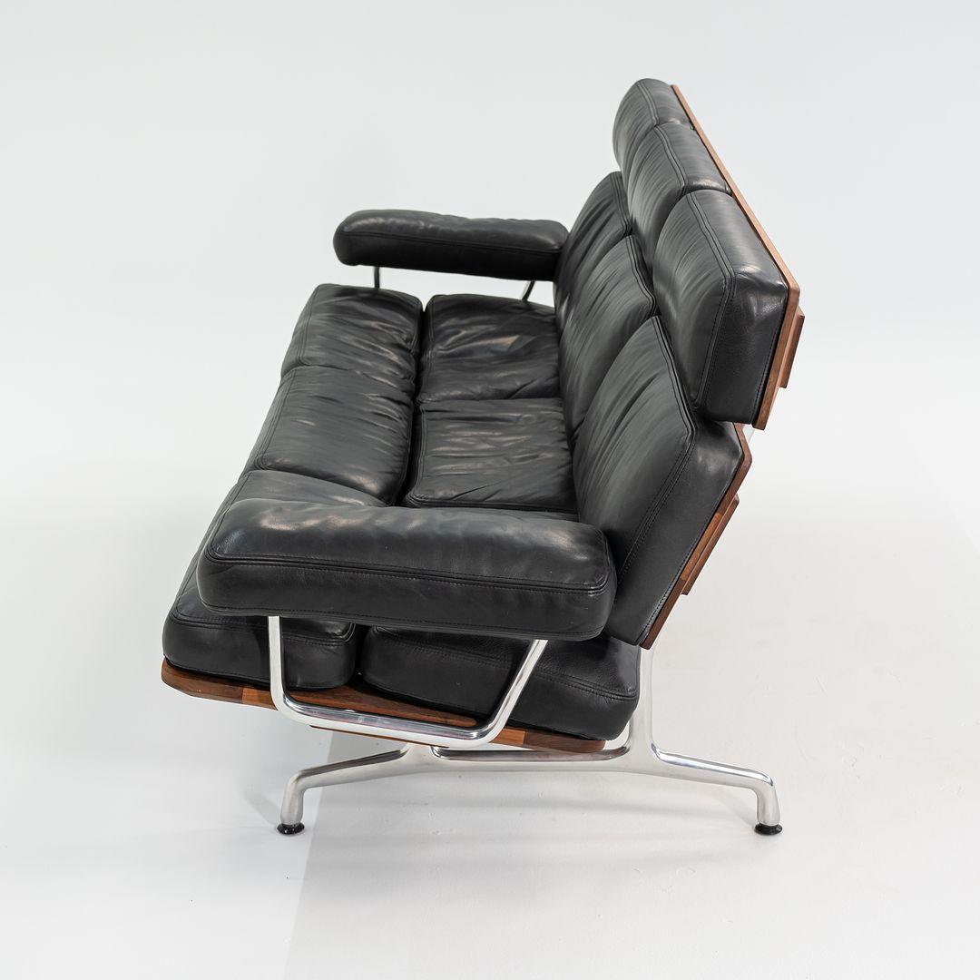Divano a tre posti ES 108 degli anni '90 di Charles and Ray Eames per Herman Miller in noce in vendita 4