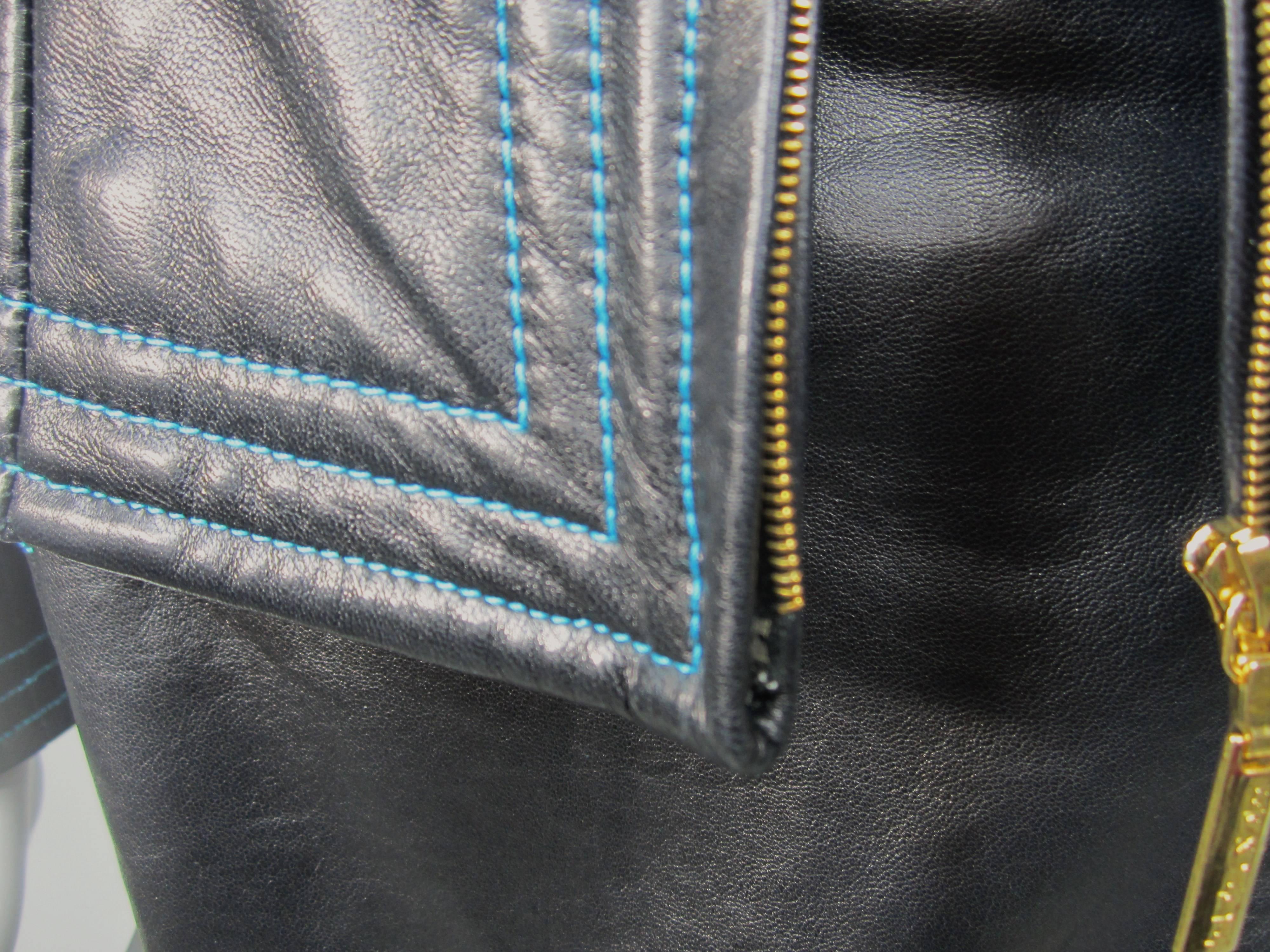 1990's Escada Black & Blue Leather Fitted Jacket For Sale 2