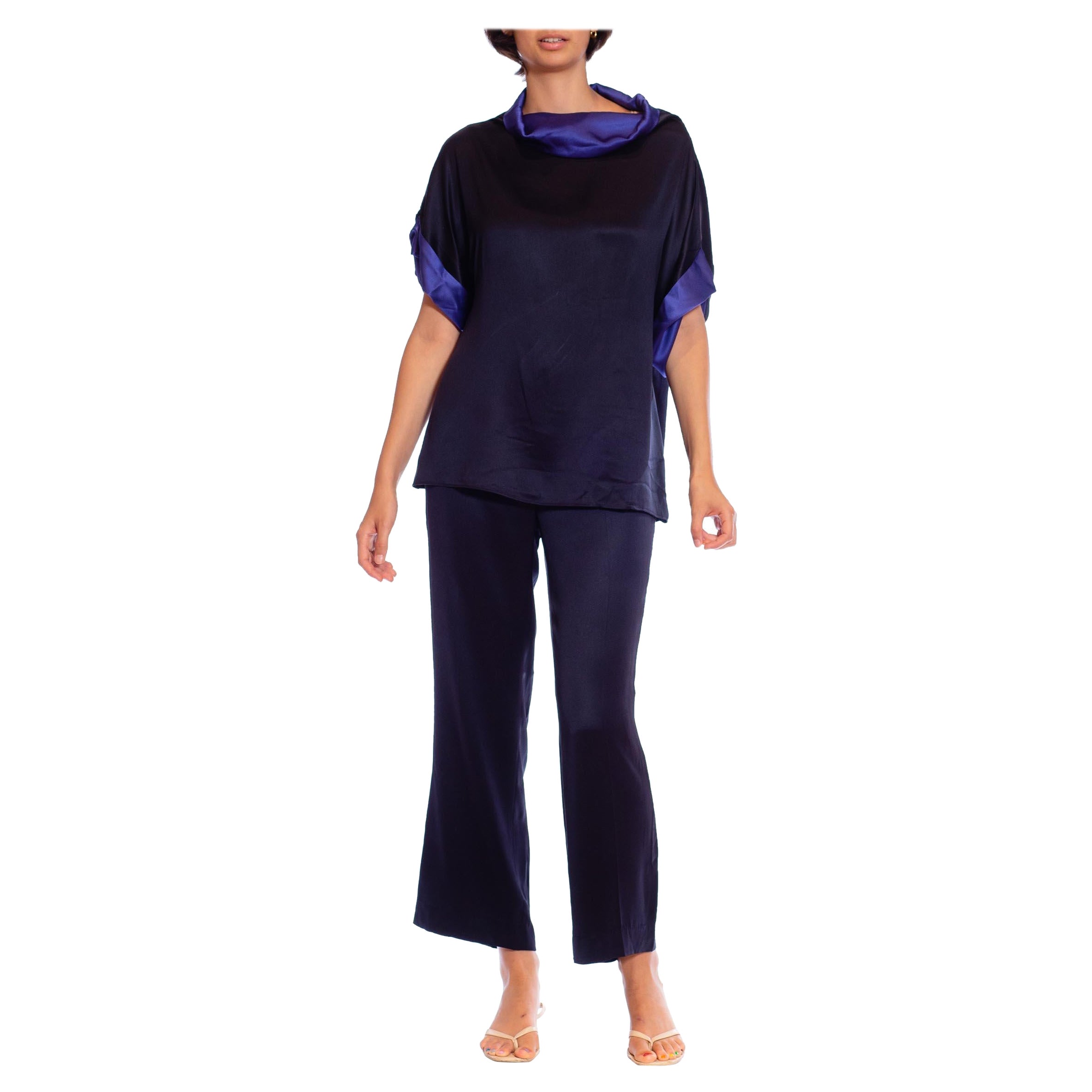 Panta Ensemble ESCADA anni '90 in raso di seta nero e blu, con top allentato in vendita