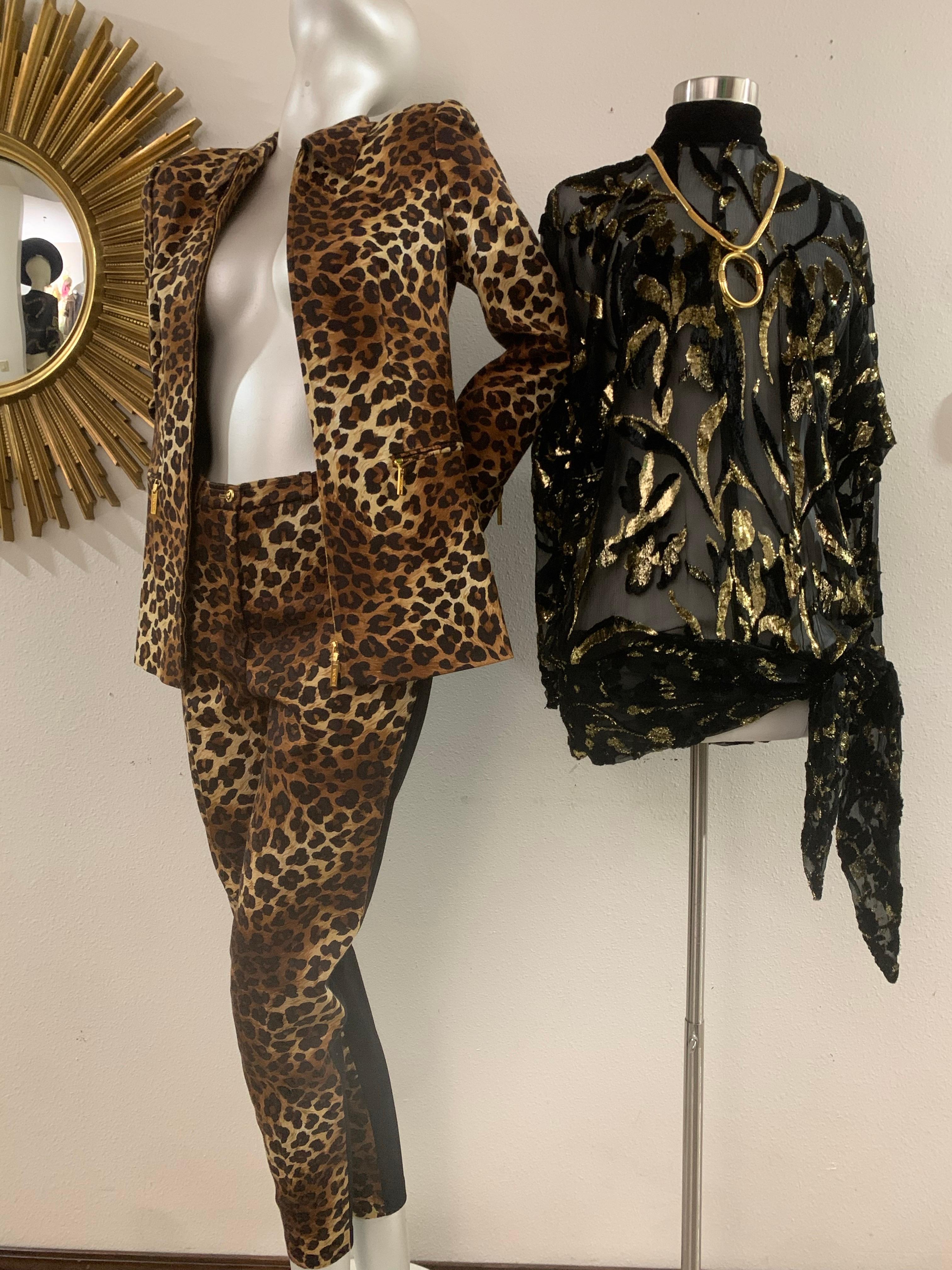 1990er Escada By Margaretha Ley Hosenanzug aus Wolle mit Leopardenmuster und Reißverschlussjacke im Angebot 15