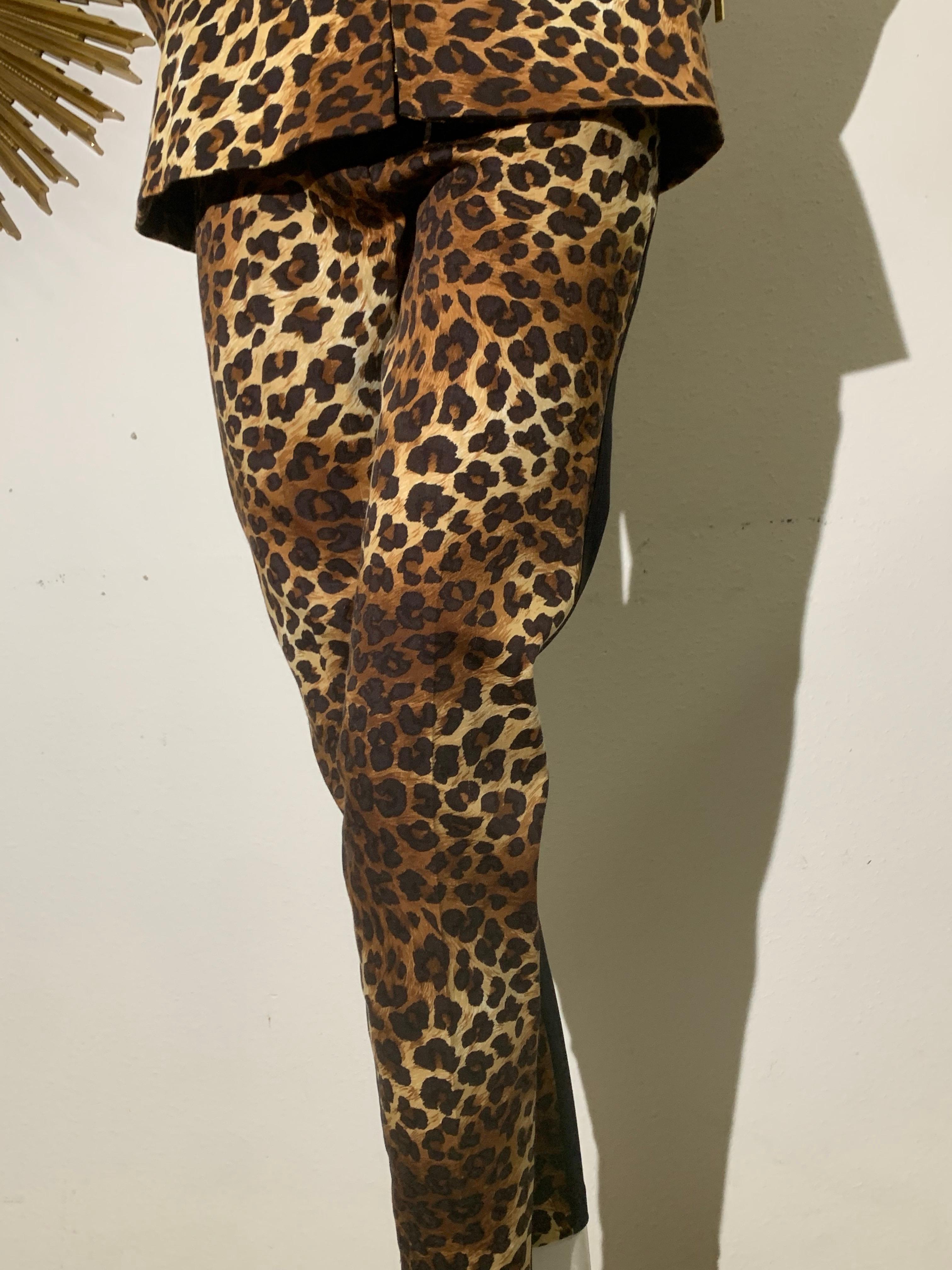 1990er Escada By Margaretha Ley Hosenanzug aus Wolle mit Leopardenmuster und Reißverschlussjacke (Braun) im Angebot