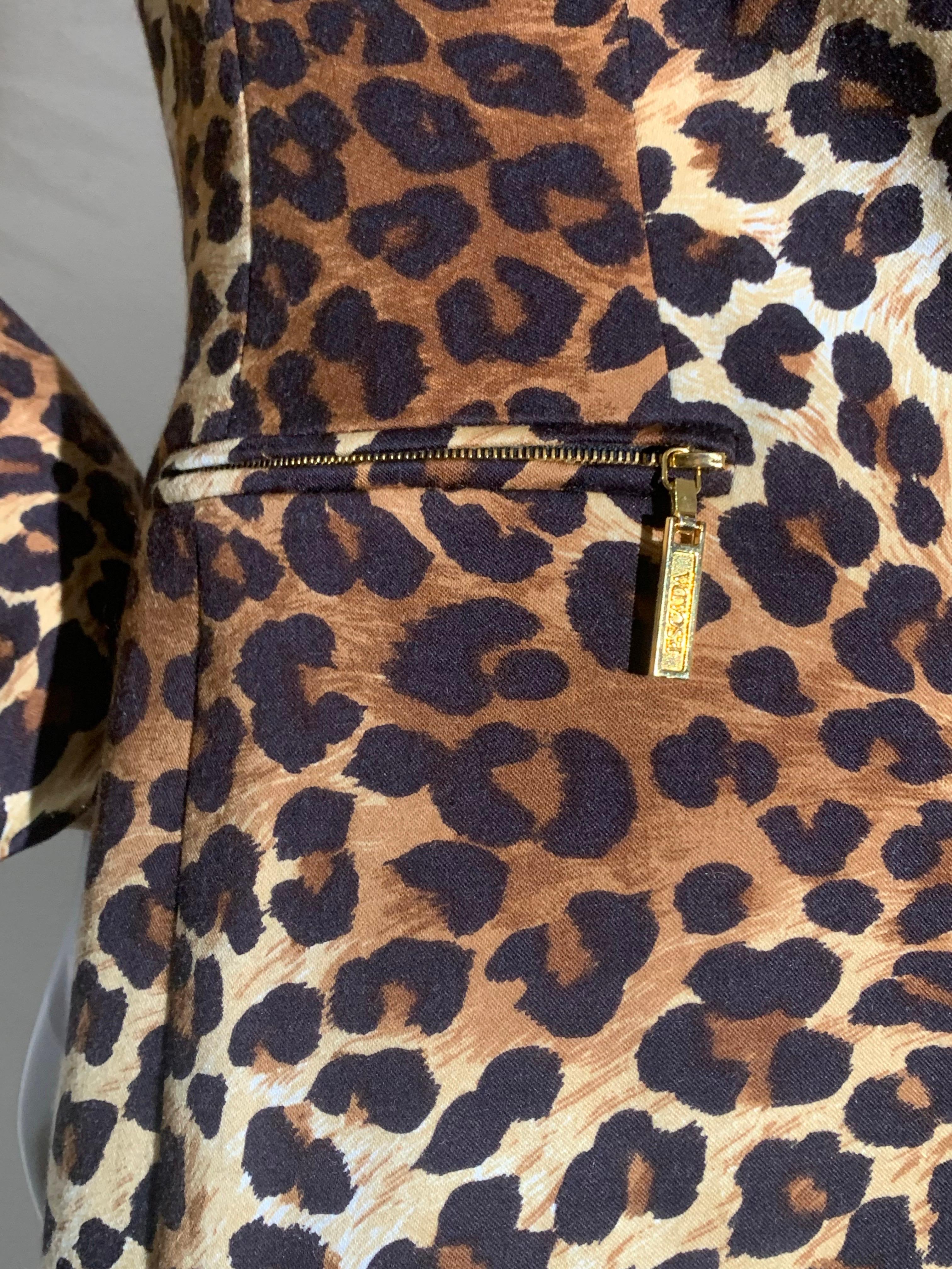 1990er Escada By Margaretha Ley Hosenanzug aus Wolle mit Leopardenmuster und Reißverschlussjacke im Angebot 3