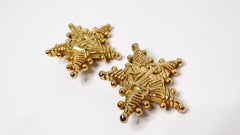 1990s Escada Nautical Anchor Motif Gold Tone Star Clip-On Earrings