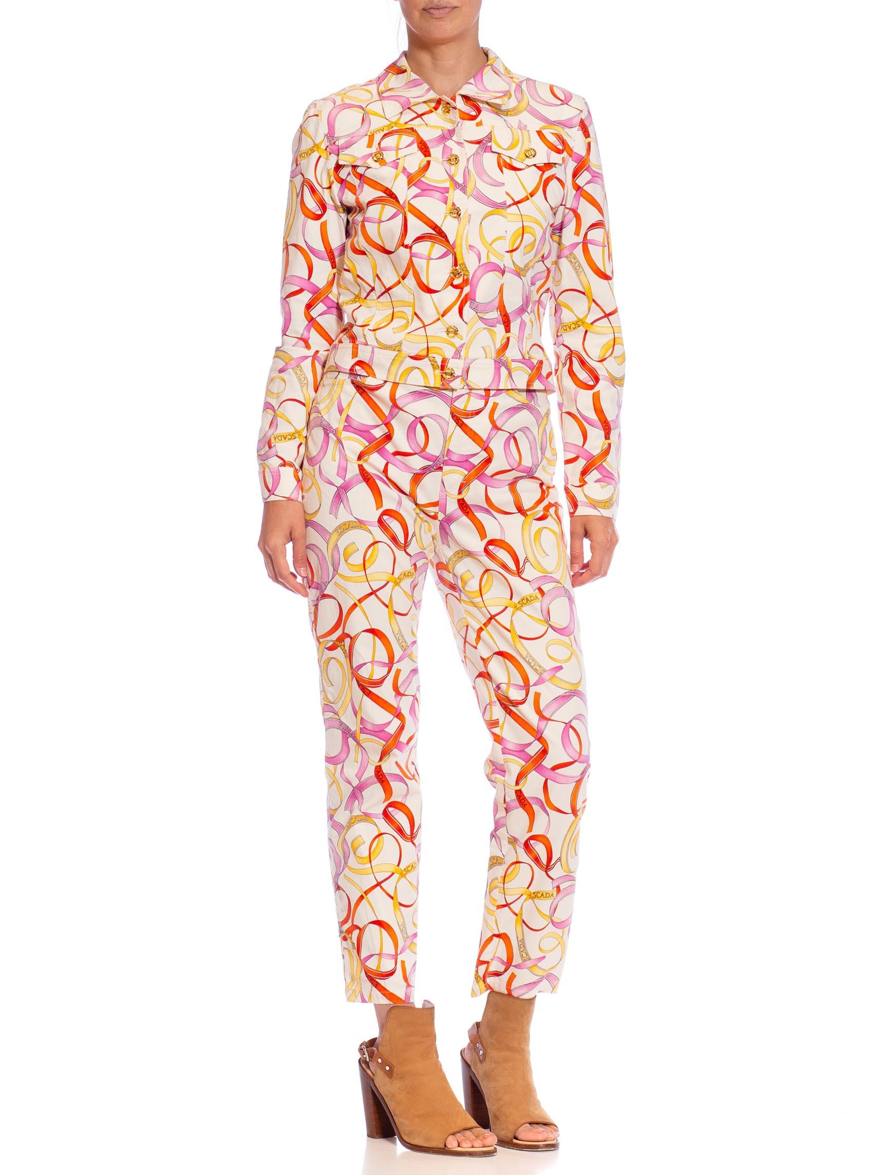 1990S ESCADA Pink & Orange Cotton Status Print Jacket Pant Ensemble In Excellent Condition In New York, NY