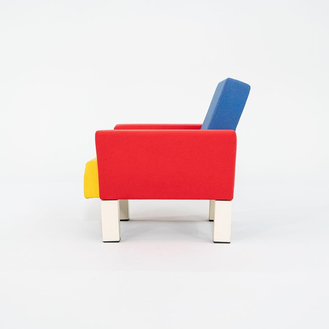 1990er Jahre Ettore Sottsass Studio Westside Loungesessel mit mehrfarbigem Stoff im Angebot 3