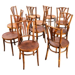 1990's Fan Back Mid Oak Bentwood Dining Chairs - Set Of Eleven