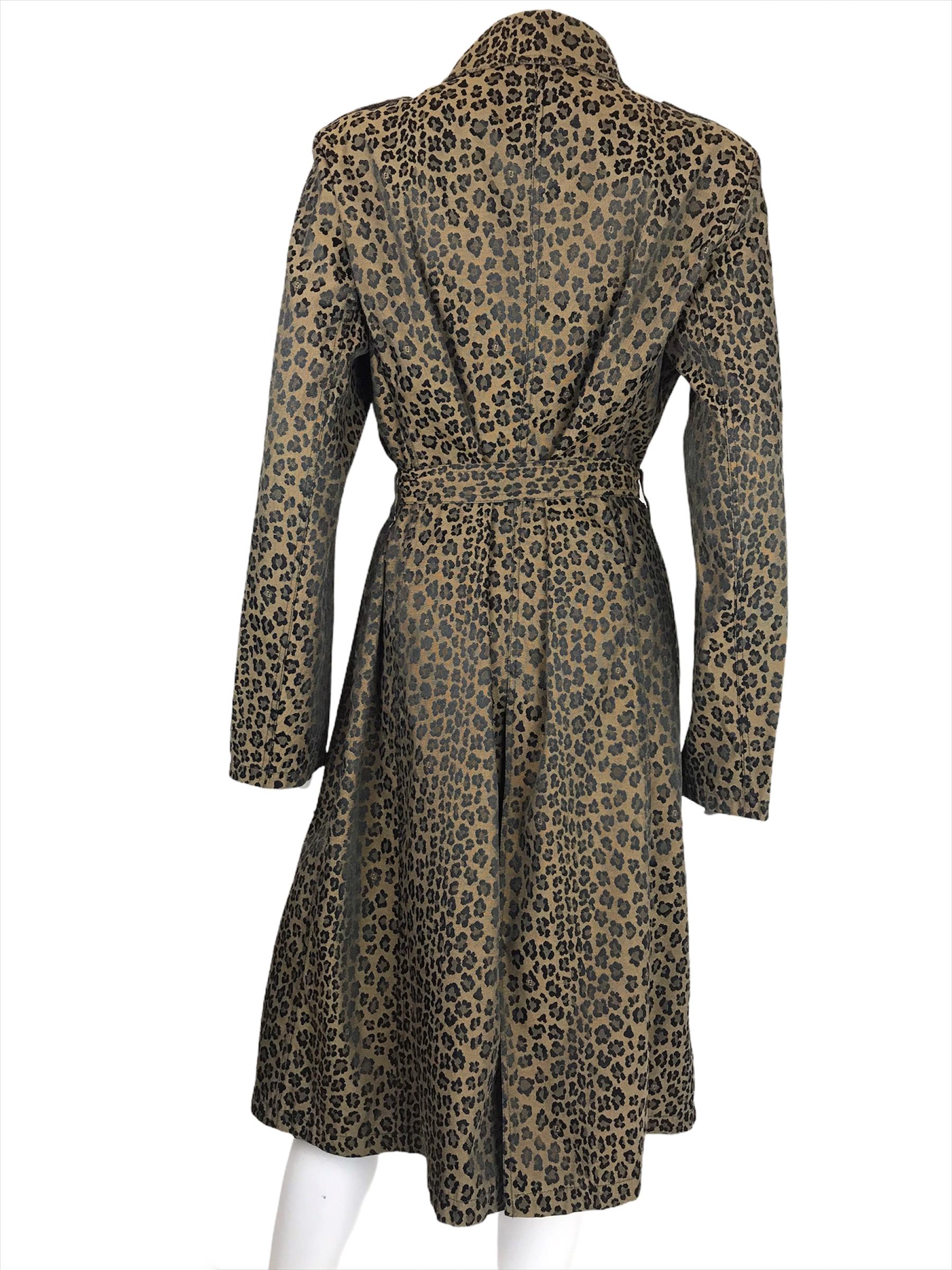 1990's Fendi Jeans Cheetah Print Trench Coat Medium size In Good Condition In Paris, FR