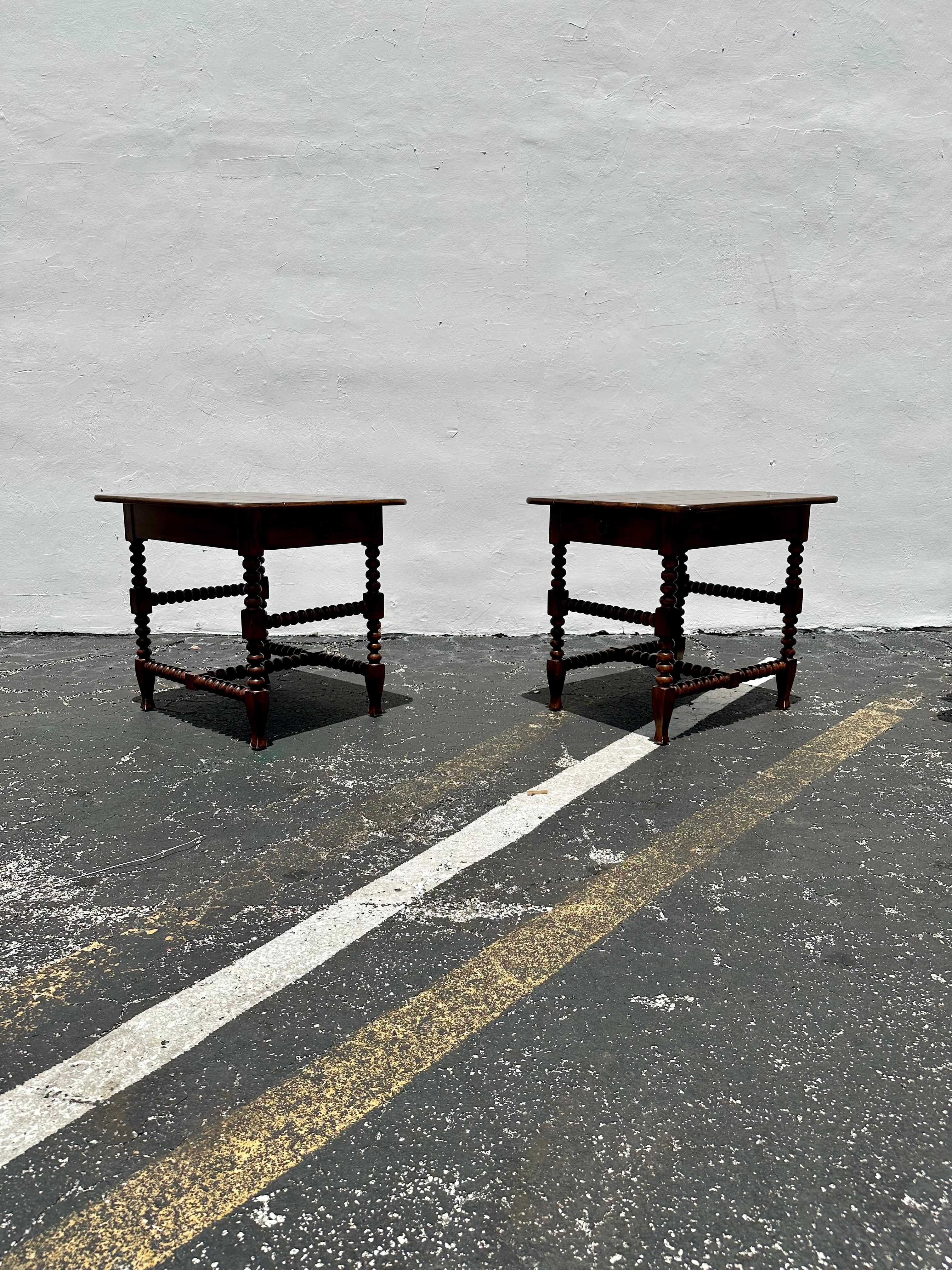 Américain 1990 Ferguson Copeland Tables d'extrémité Tables de nuit, ensemble de 2 en vente