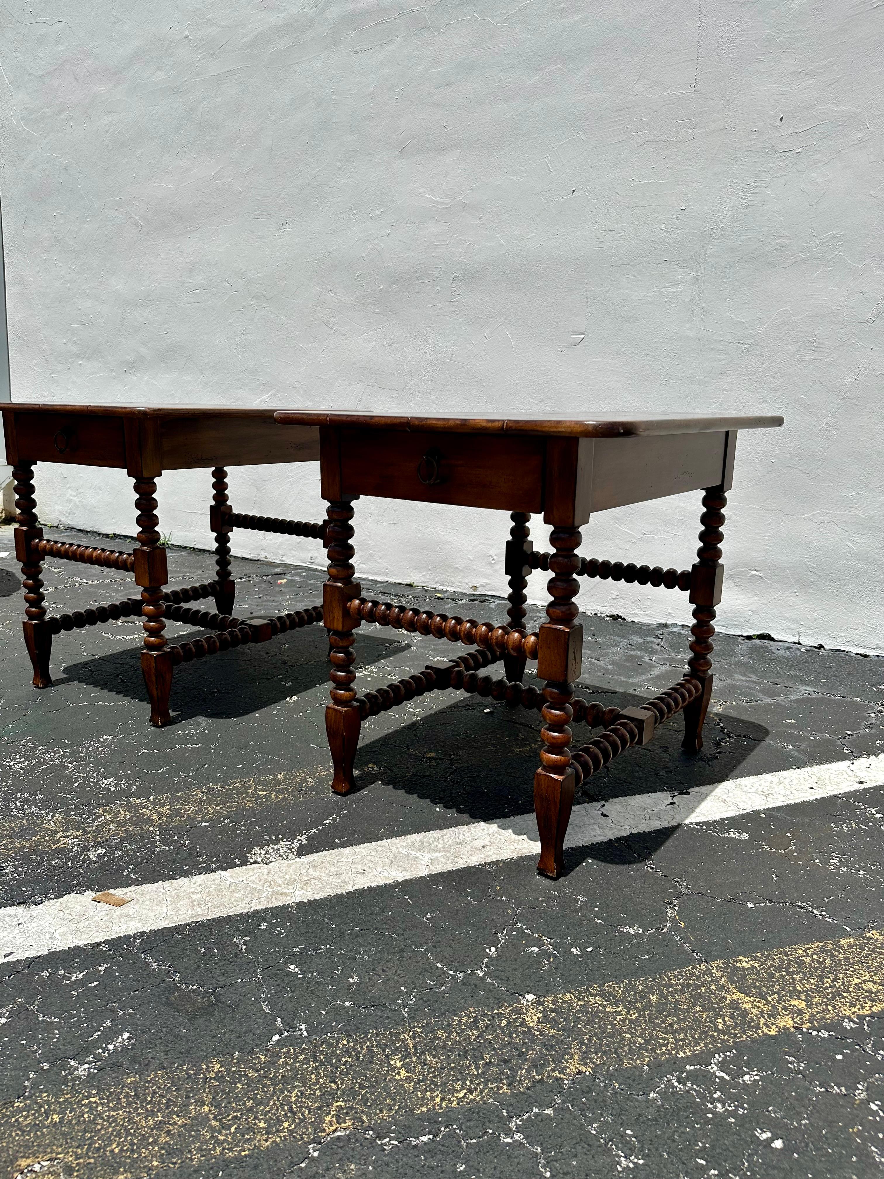 Fin du 20e siècle 1990 Ferguson Copeland Tables d'extrémité Tables de nuit, ensemble de 2 en vente