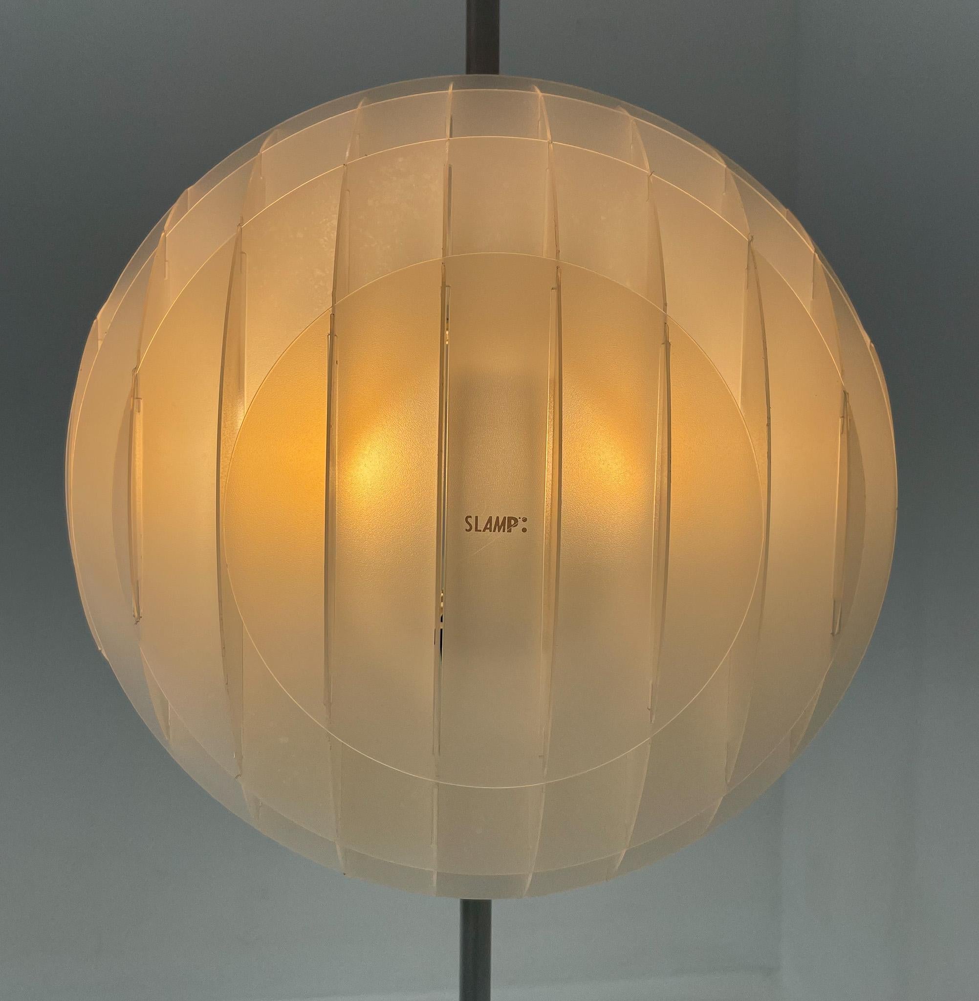 Stehlampe aus den 1990er Jahren von Samuel Parker für SLAMP, Italien (Metall) im Angebot