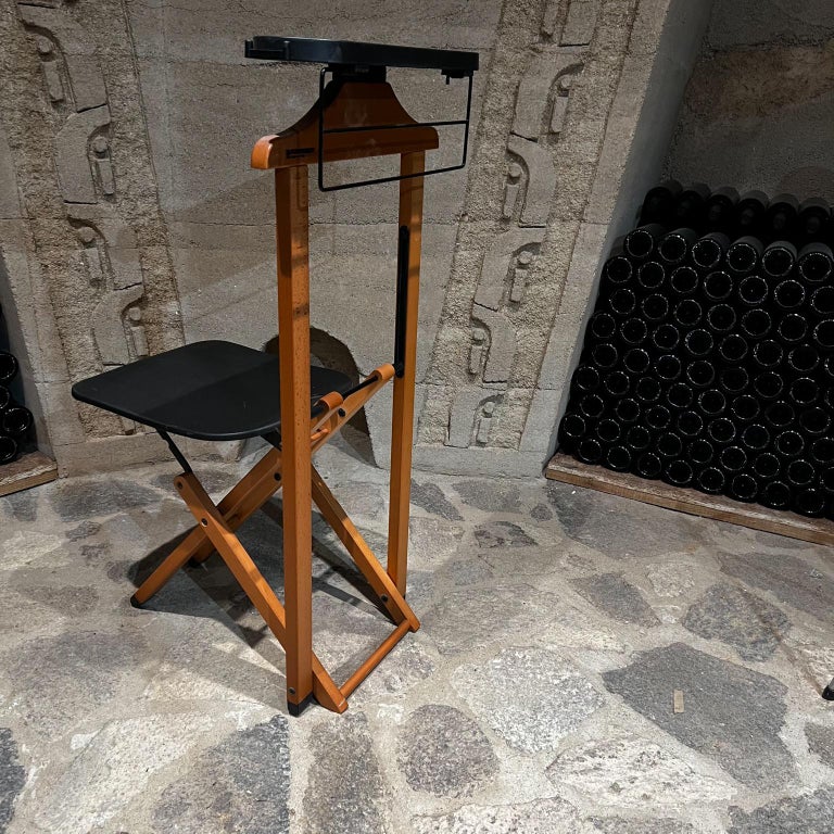 1990s Foppapedretti Gentleman's Folding Valet Stand with Seat Italy For