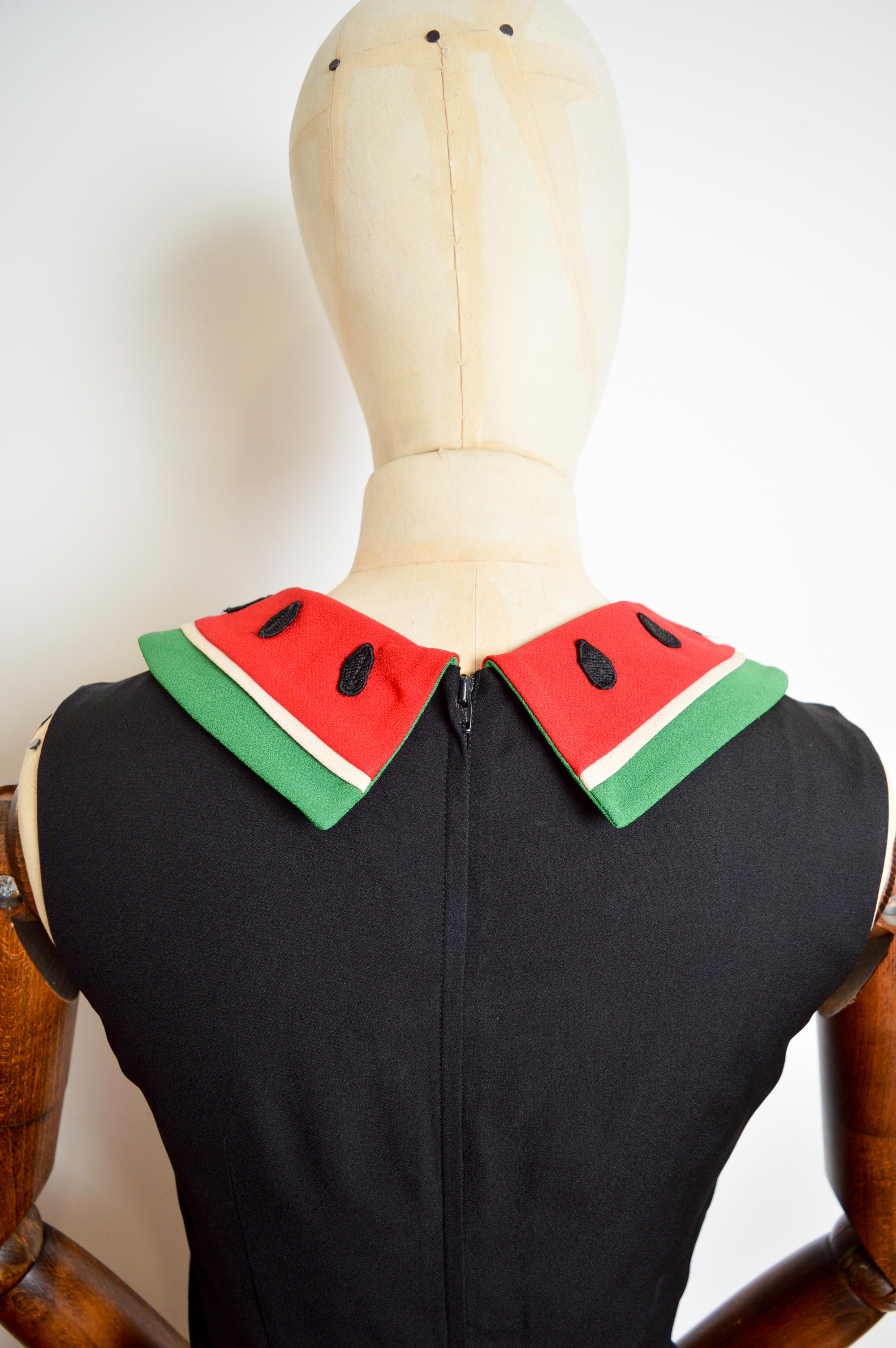 Franco Moschino CHEAP & CHIC - Vestito nero a forma di cocomero degli anni '90 in vendita 12