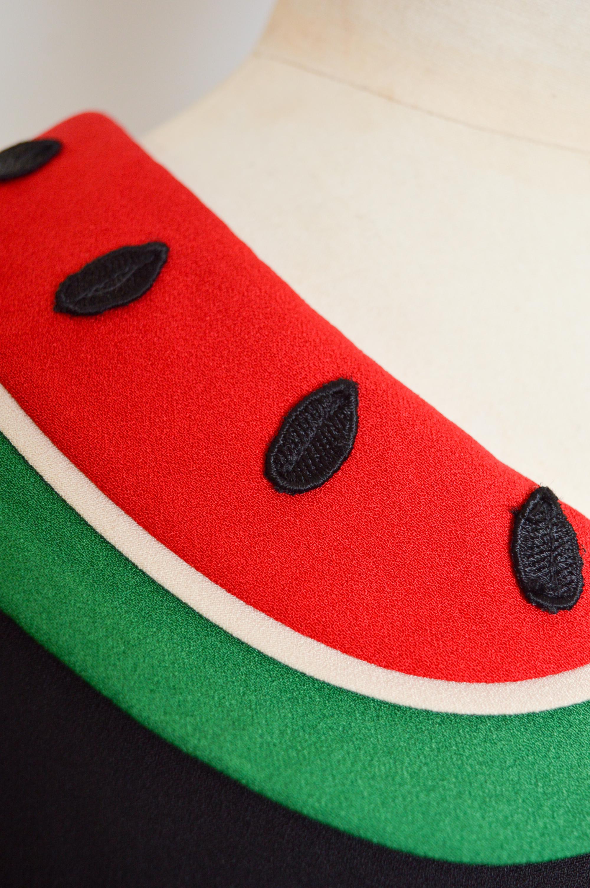 Franco Moschino CHEAP & CHIC - Vestito nero a forma di cocomero degli anni '90 in vendita 2