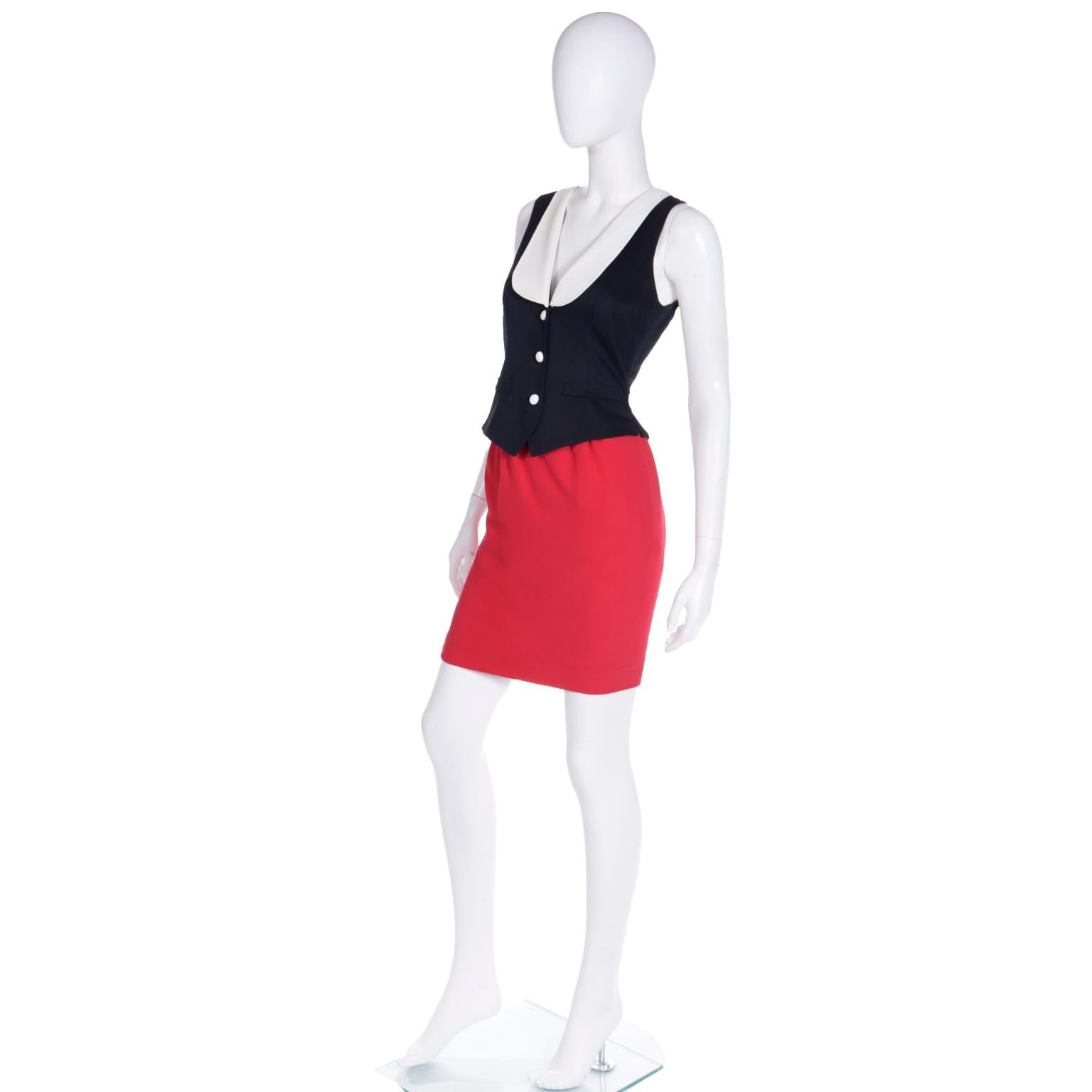1990s Franco Moschino Vintage Olive Oyl Inspired Red Black & White Dress In Excellent Condition For Sale In Portland, OR