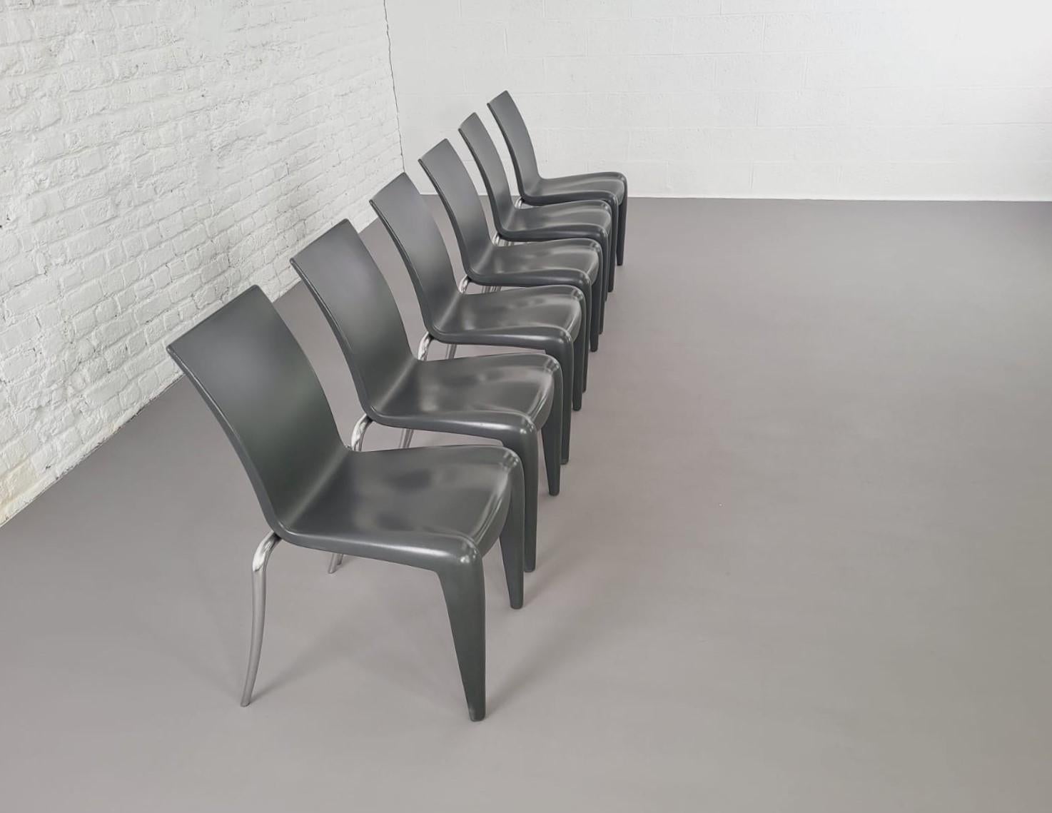 1990s French Design Set of 6 Louis XX Model Chairs by Philippe Starck For Vitra In Good Condition For Sale In Tourcoing, FR
