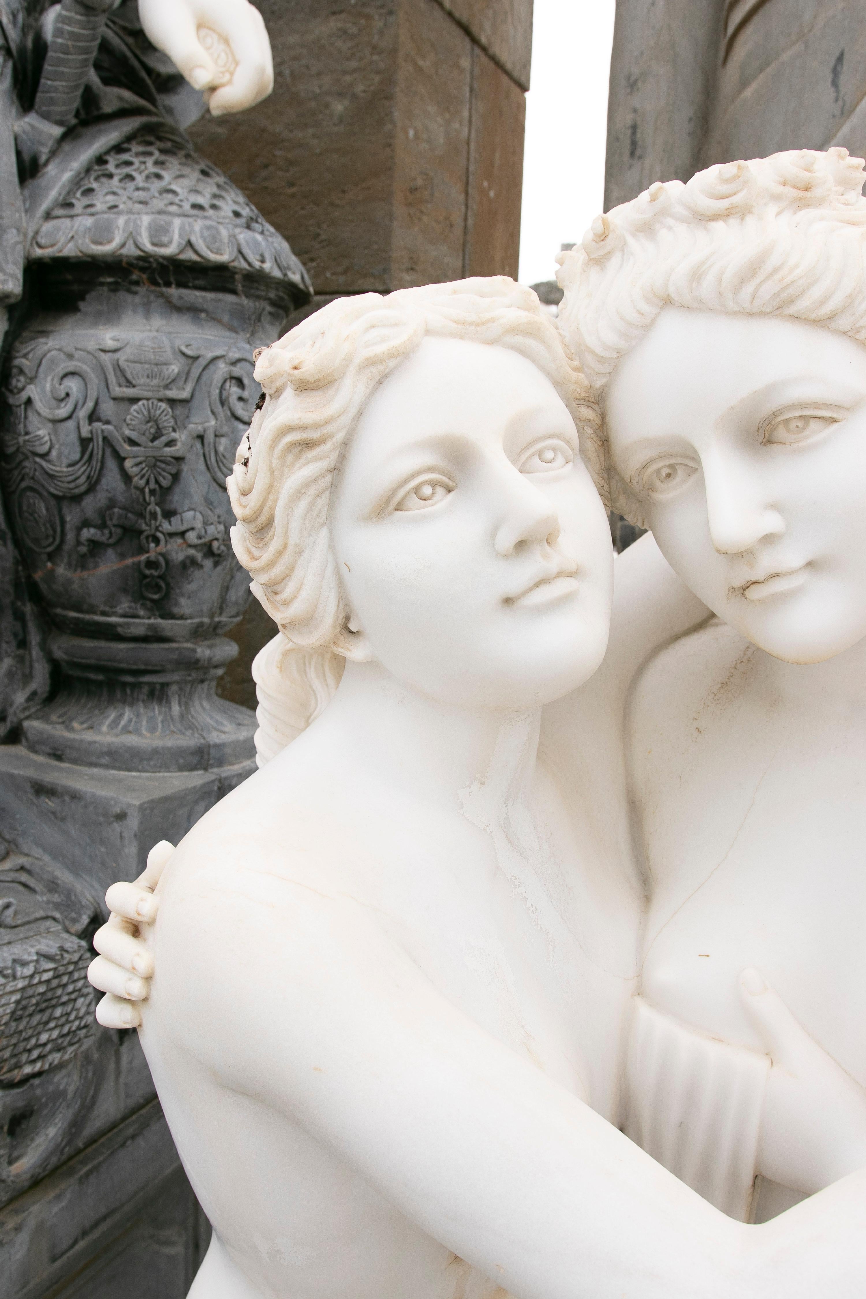 1990s French Hand Carved Three Graces in Carrara White Marble In Good Condition In Marbella, ES