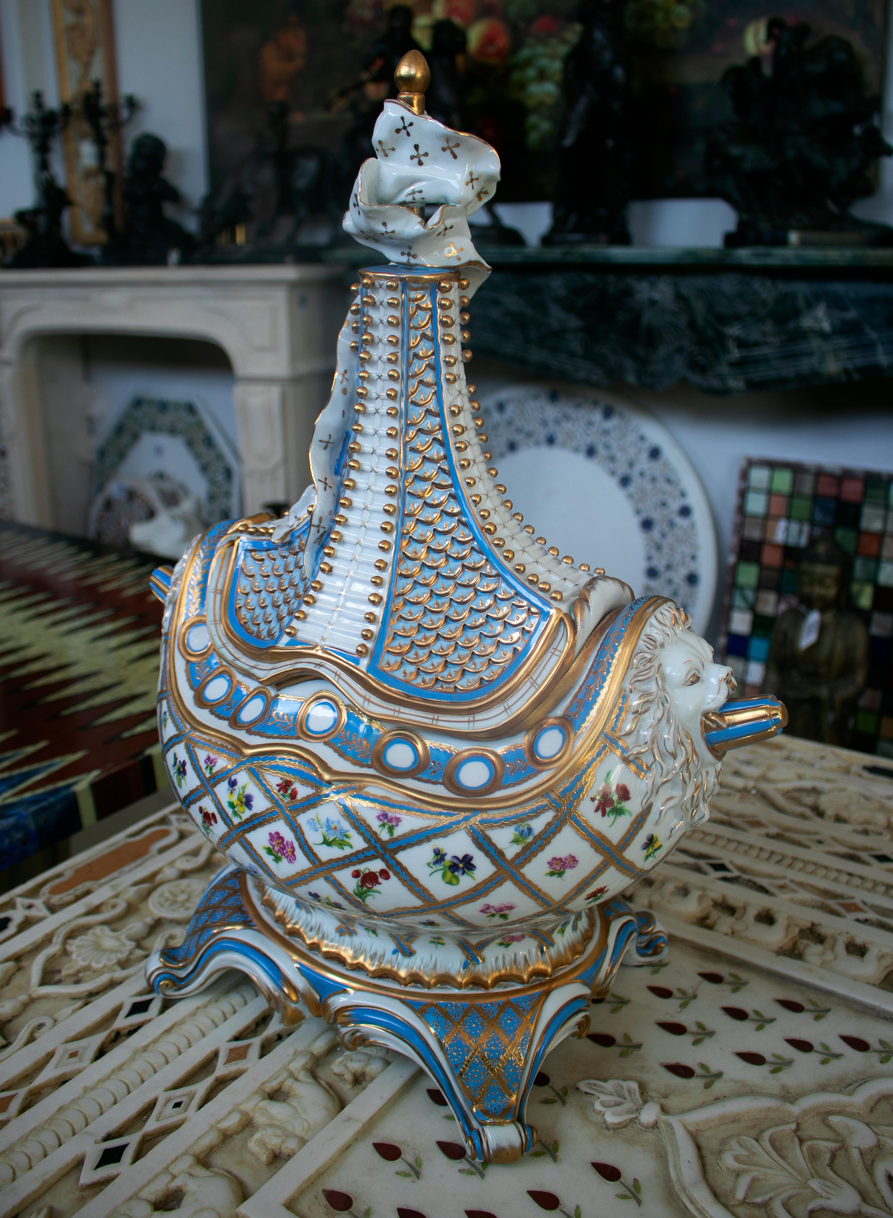 1990s French hand painted porcelain table centerpiece.