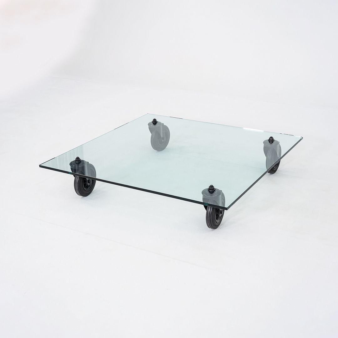 Moderne 1990 Gae Aulenti for Fontana Arte Table basse en verre Tavolo Con Ruote 47