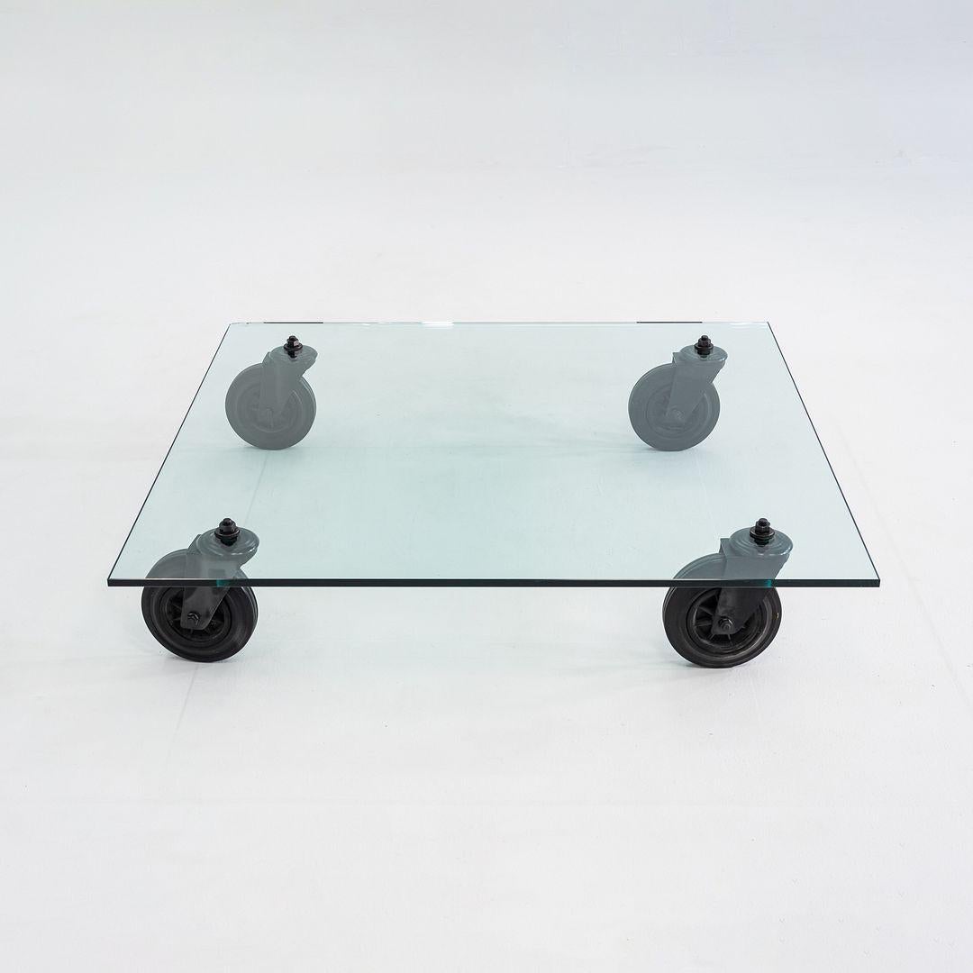 1990 Gae Aulenti for Fontana Arte Table basse en verre Tavolo Con Ruote 47