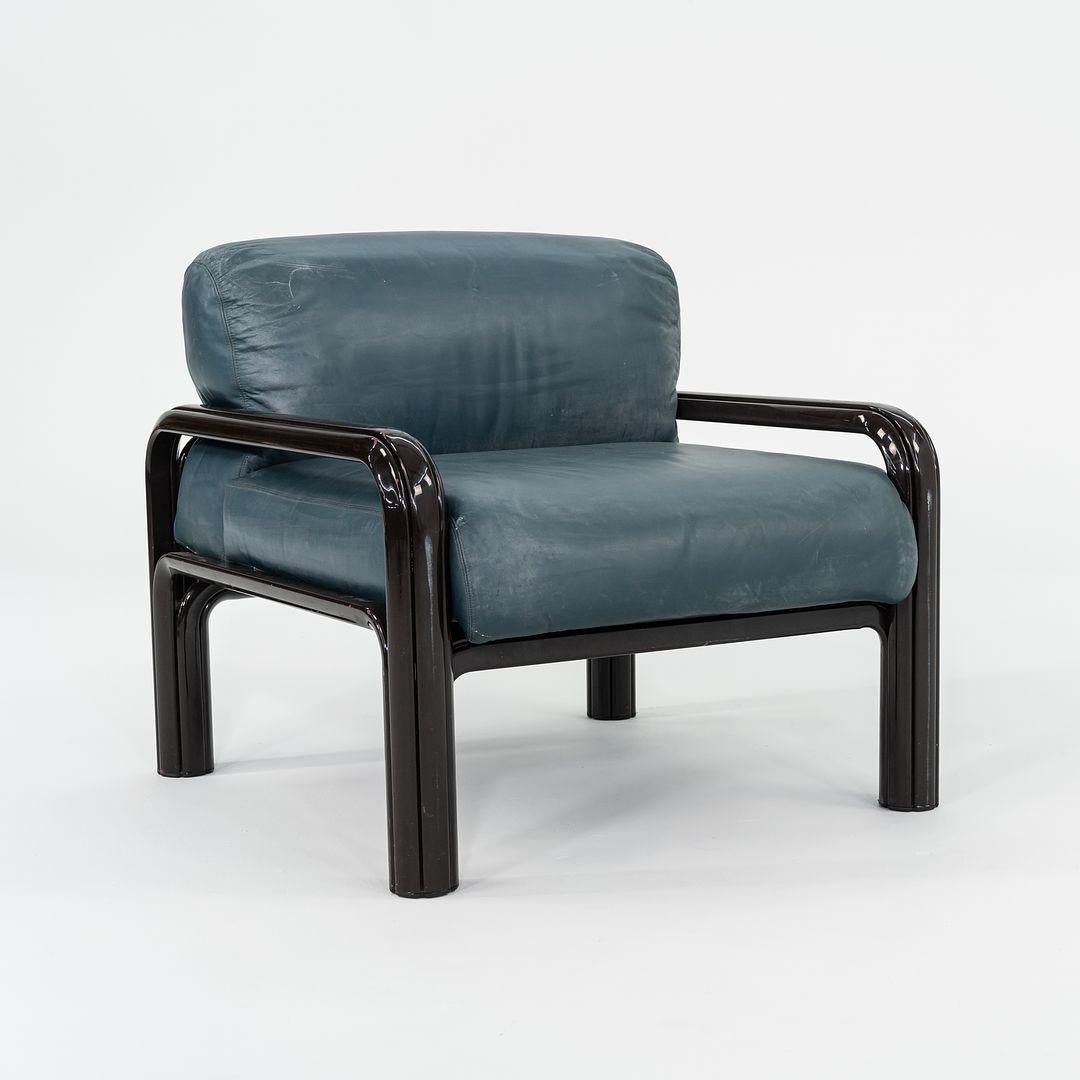 Modern 1990s Gae Aulenti for Knoll Lounge Chair in Blue Leather 8x Available For Sale