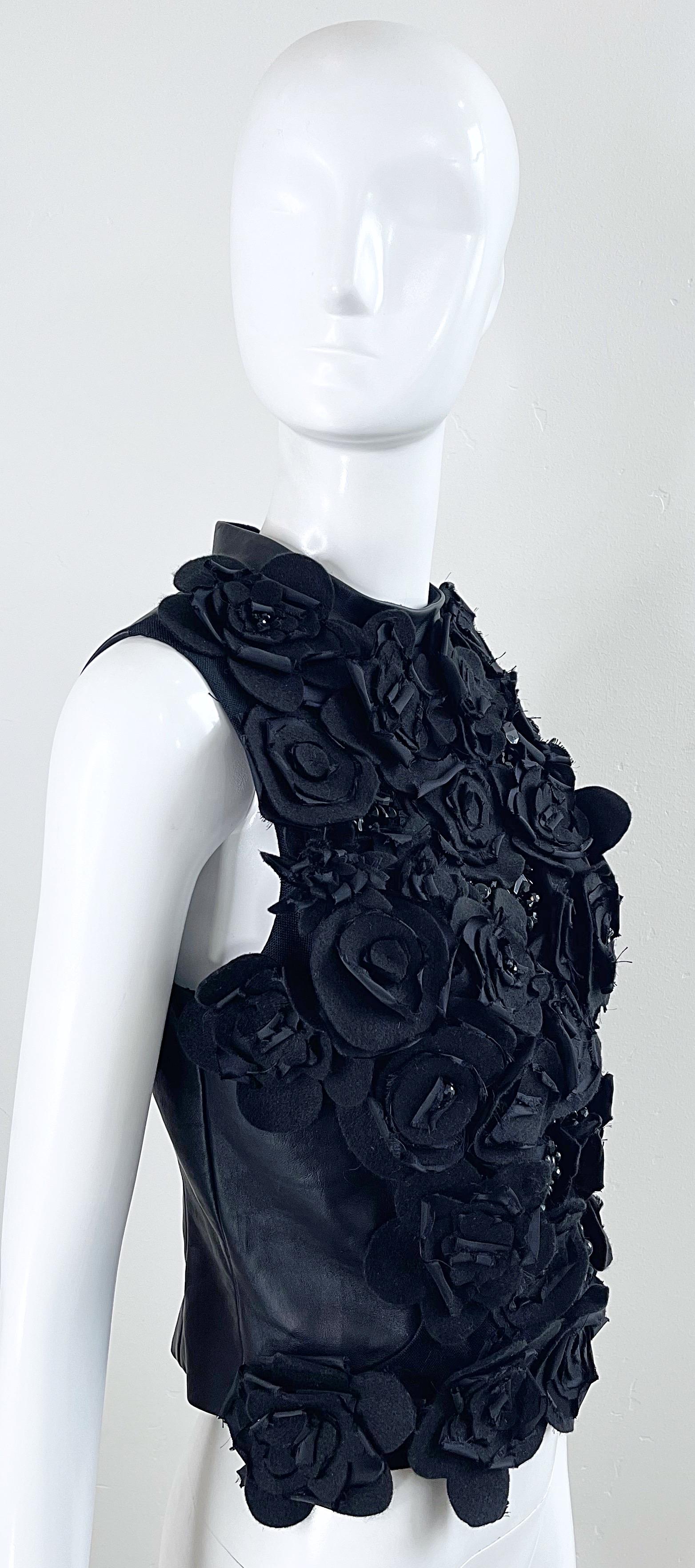 1990s Gemma Kahng Black Leather Flower Appliqué Beaded Vintage 90s Top Blouse For Sale 2