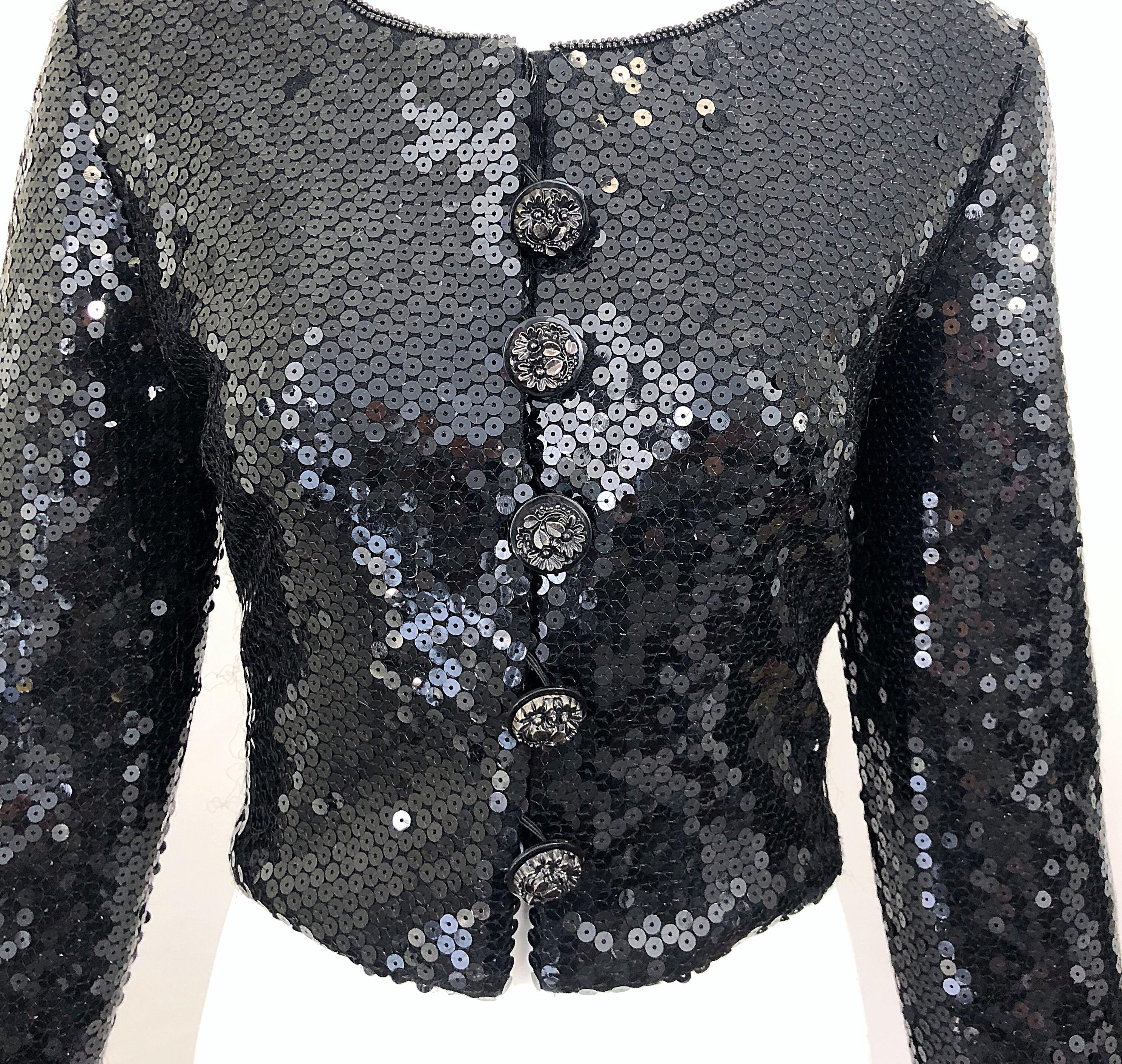 1990s Gemma Kahng Black Sequin Size 6 Wool Vintage 90s Chic Cropped Jacket For Sale 5