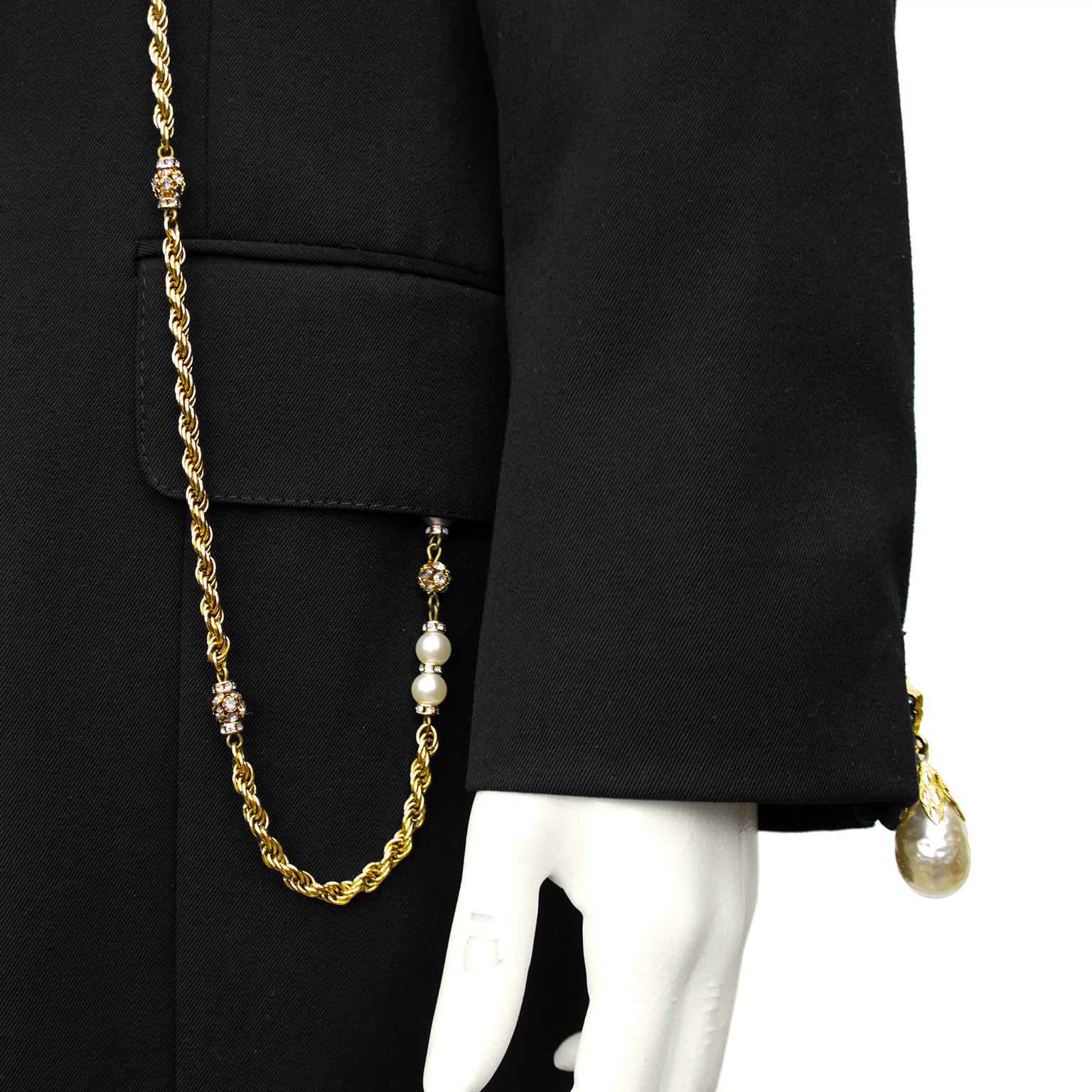 Gianfranco Ferr\u00e9 Korte blazer zwart gestreept patroon zakelijke stijl Mode Blazers Korte blazers Gianfranco Ferré 
