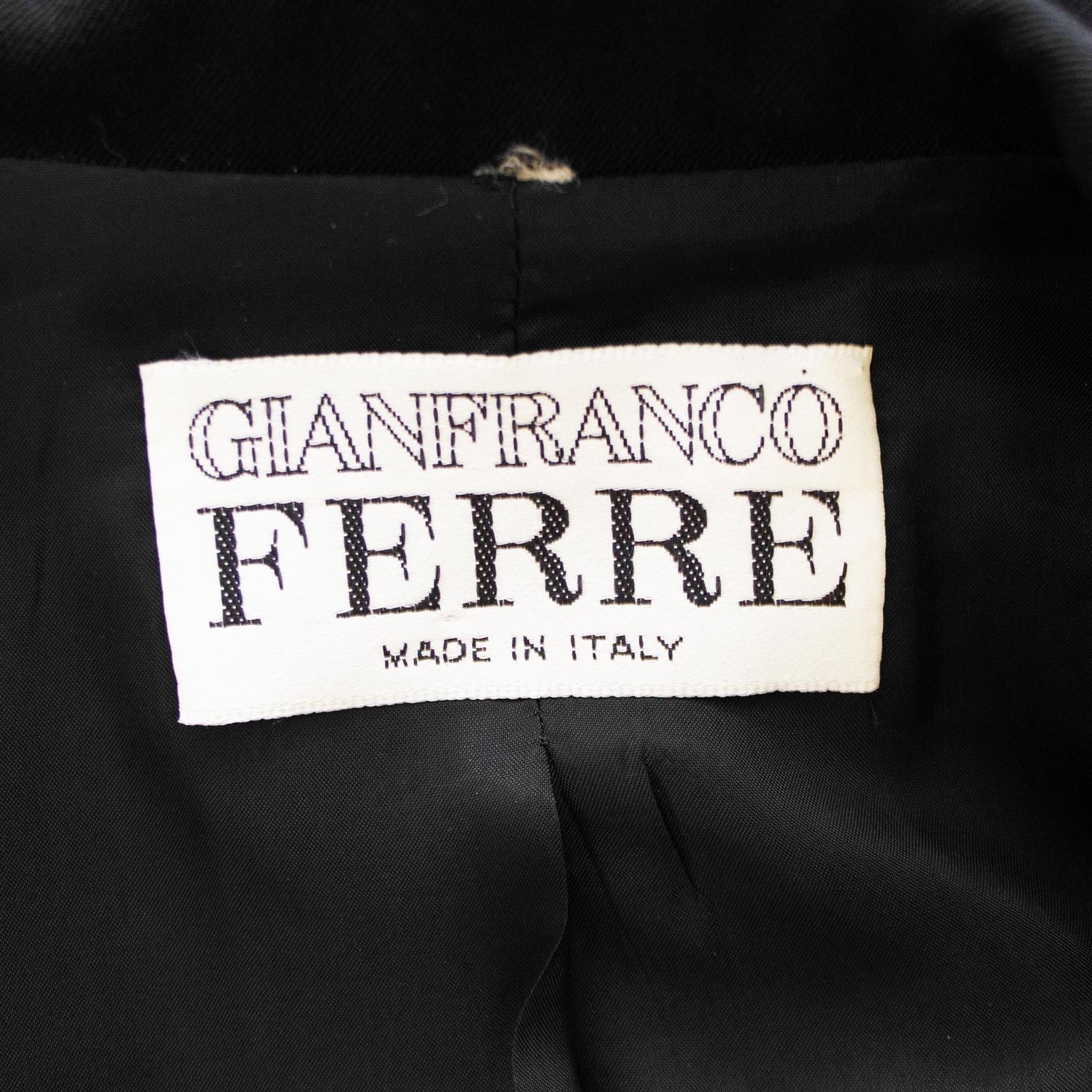 1990s Gianfranco Ferre Black Blazer with Baroque Pearl & Gold Chain  For Sale 3
