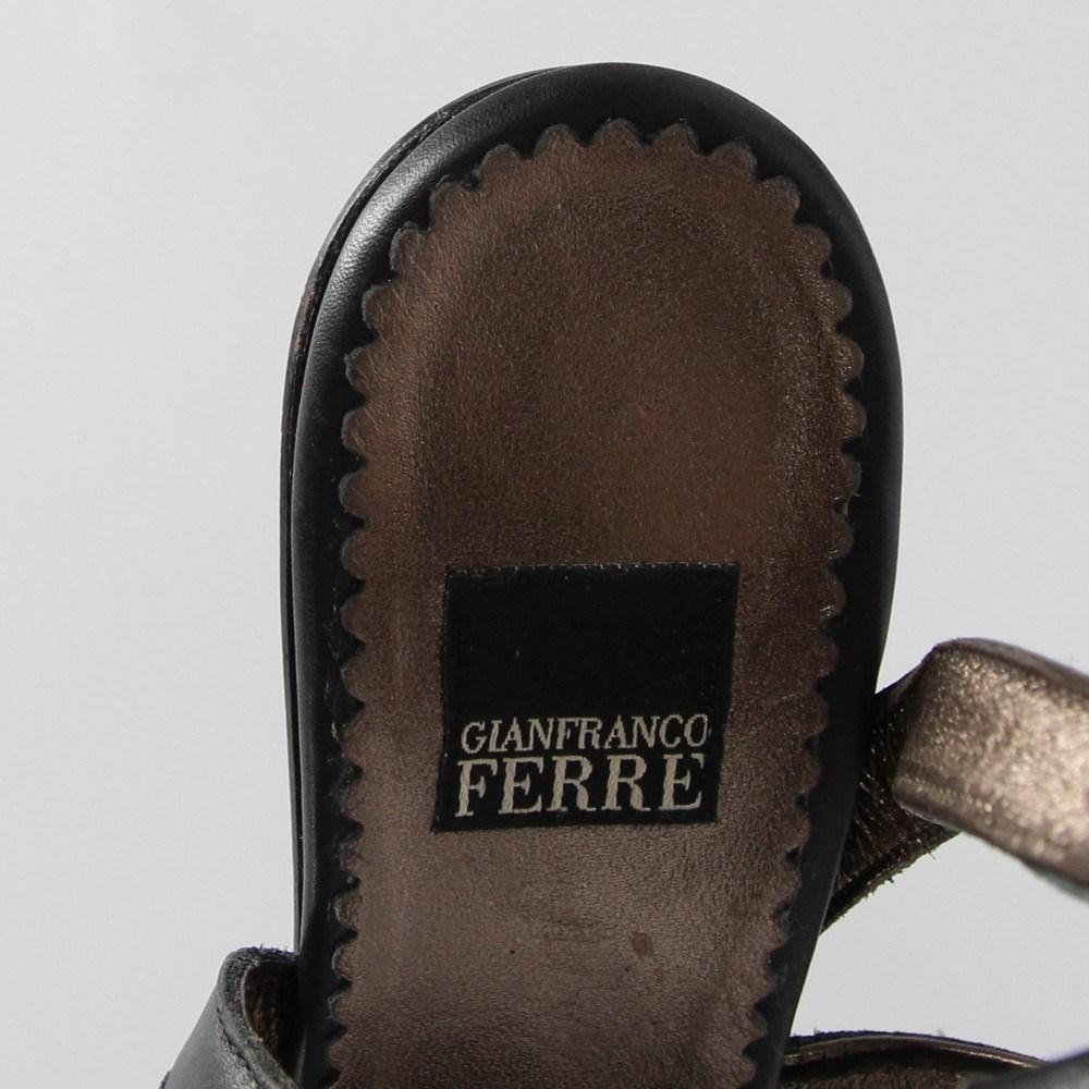 1990s Gianfranco Ferré black leather sandals For Sale 4